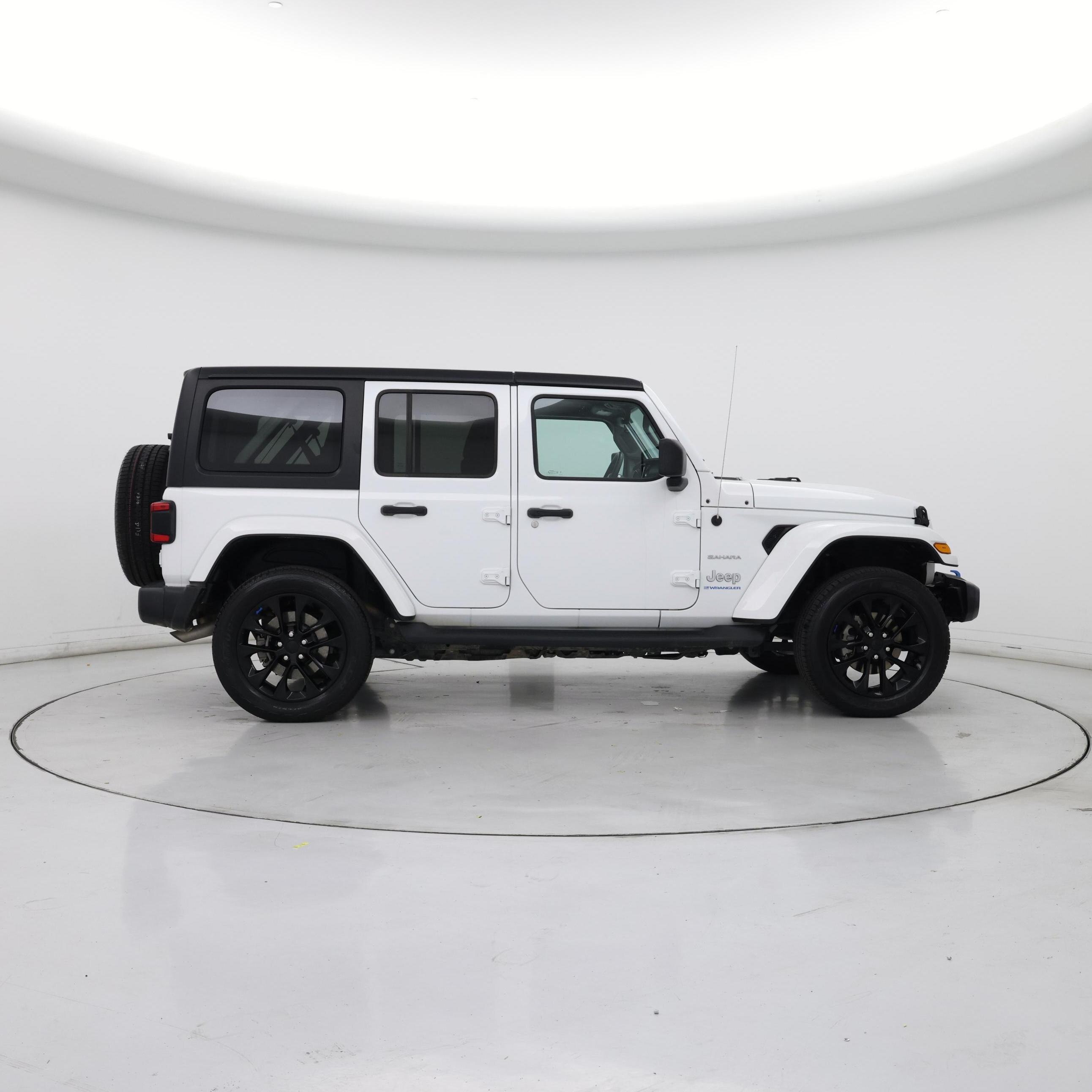 Thumbnail: 2023 Jeep Wrangler - 7