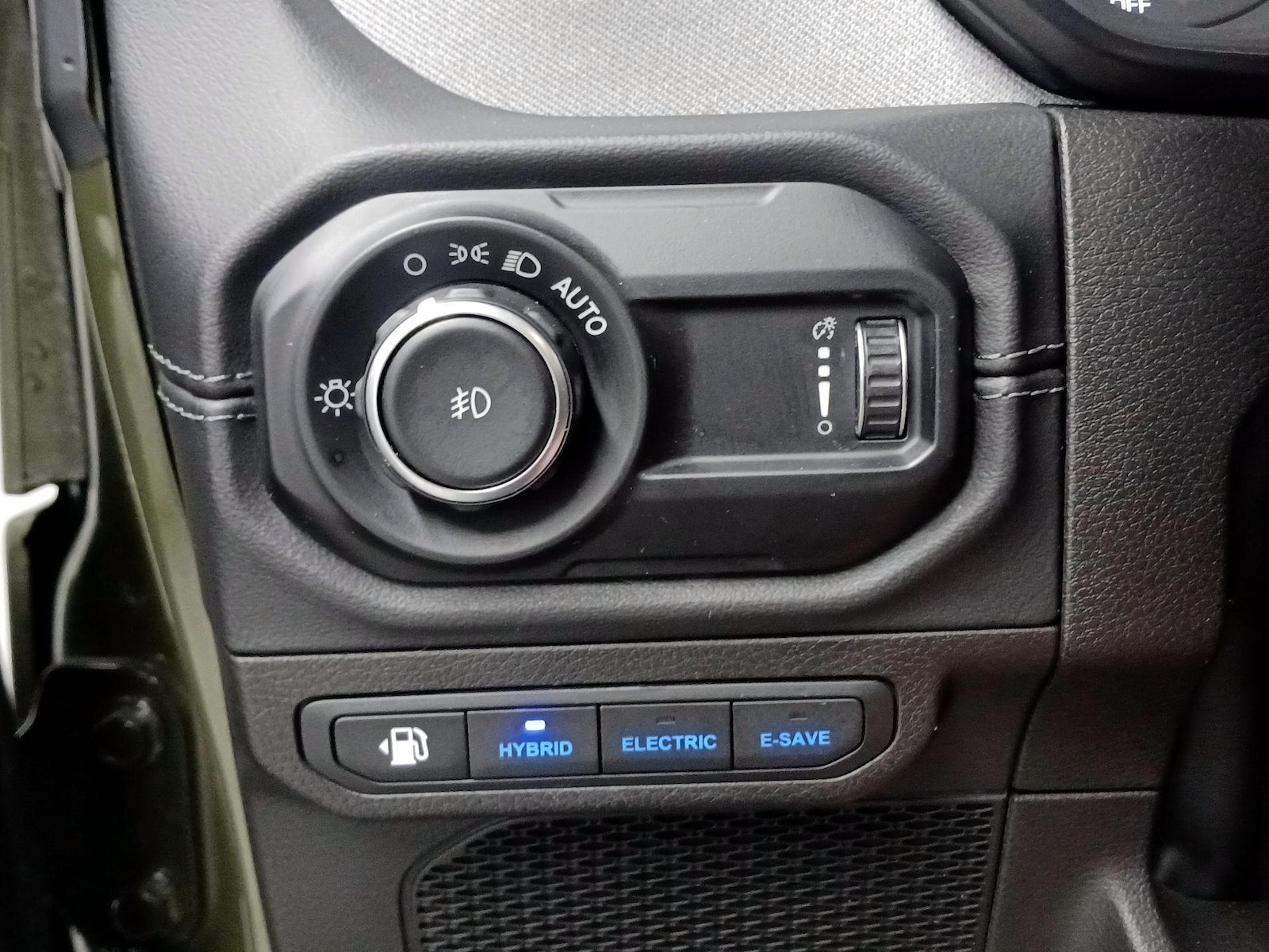 2024 Jeep Wrangler 4xe Sahara 4XE - Photo 14