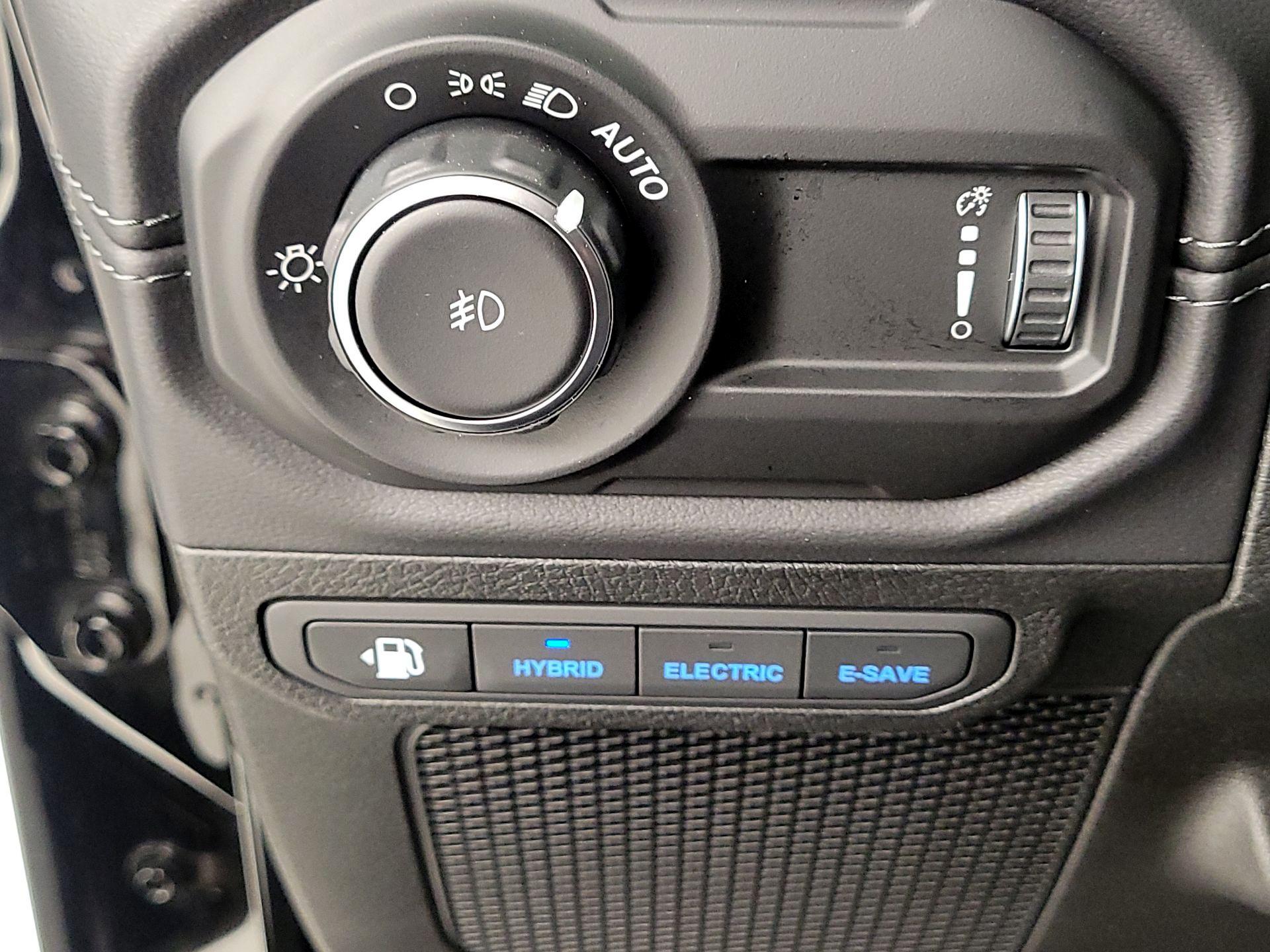 Thumbnail: 2025 Jeep Wrangler - 13