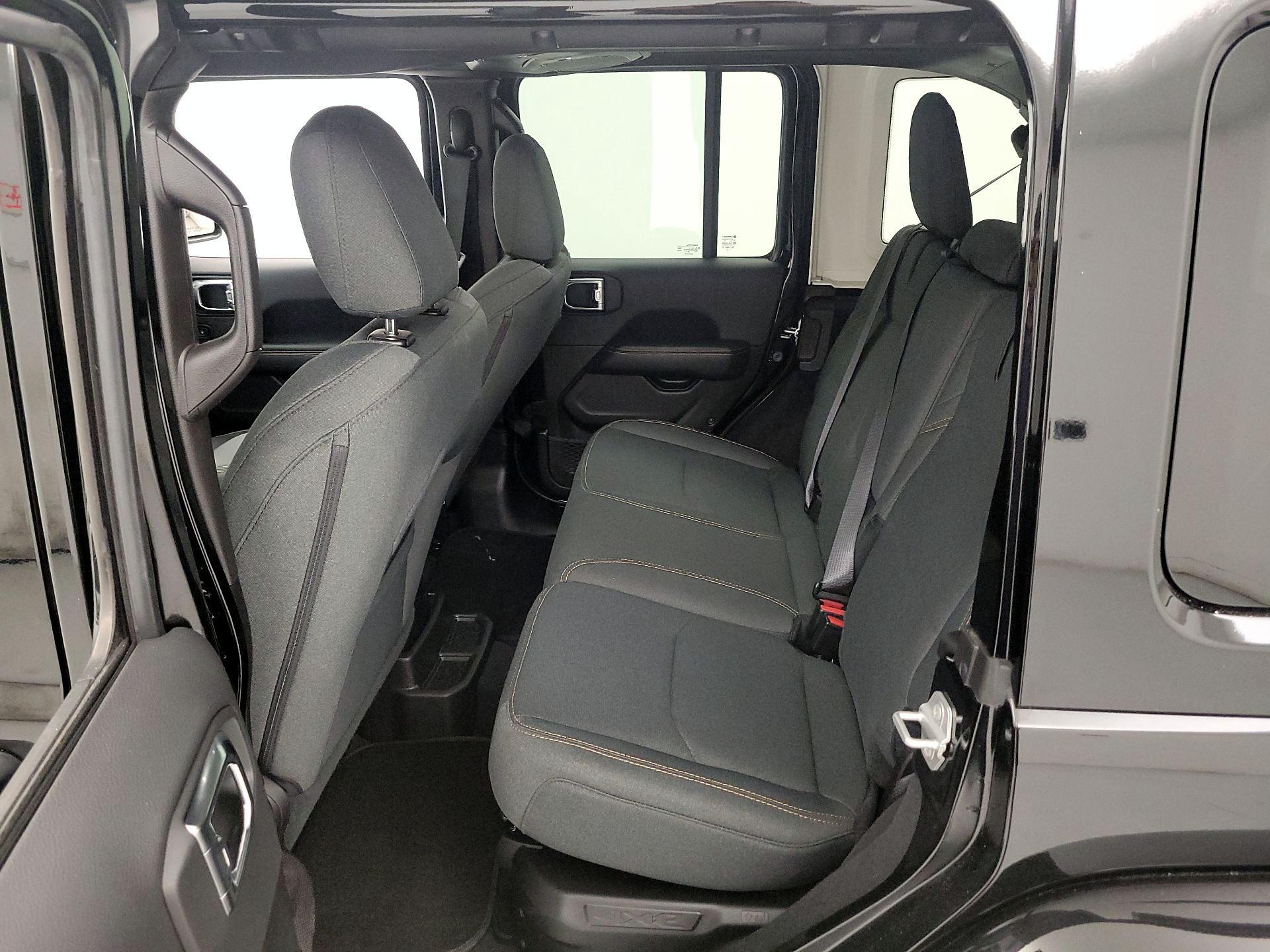 Thumbnail: 2025 Jeep Wrangler - 19