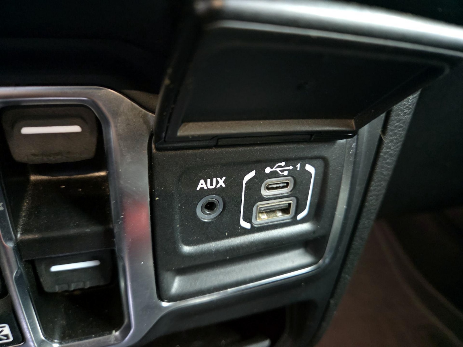 2024 Jeep Wrangler 4xe Willys 4XE - Photo 19