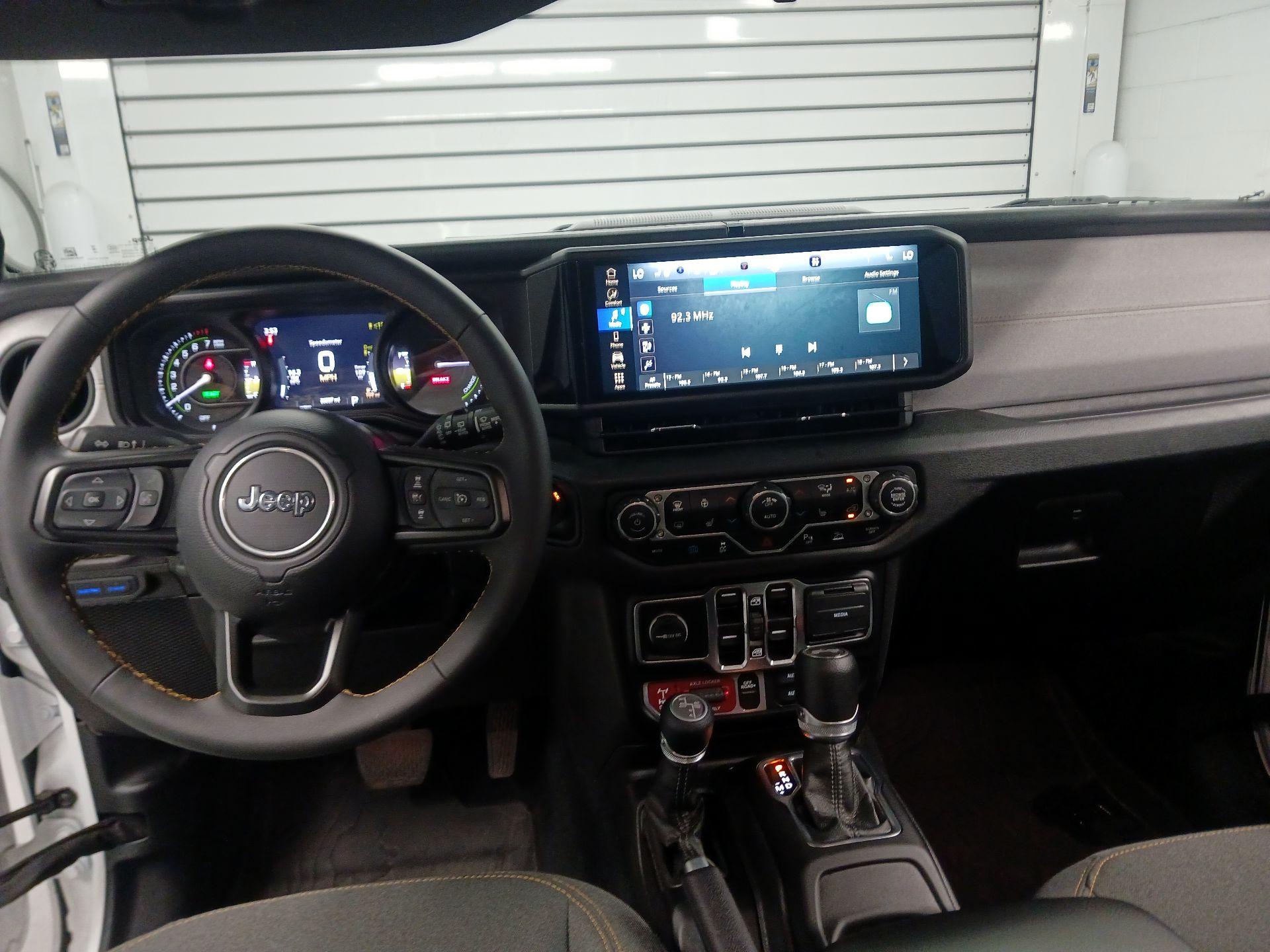 Thumbnail: 2024 Jeep Wrangler - 9