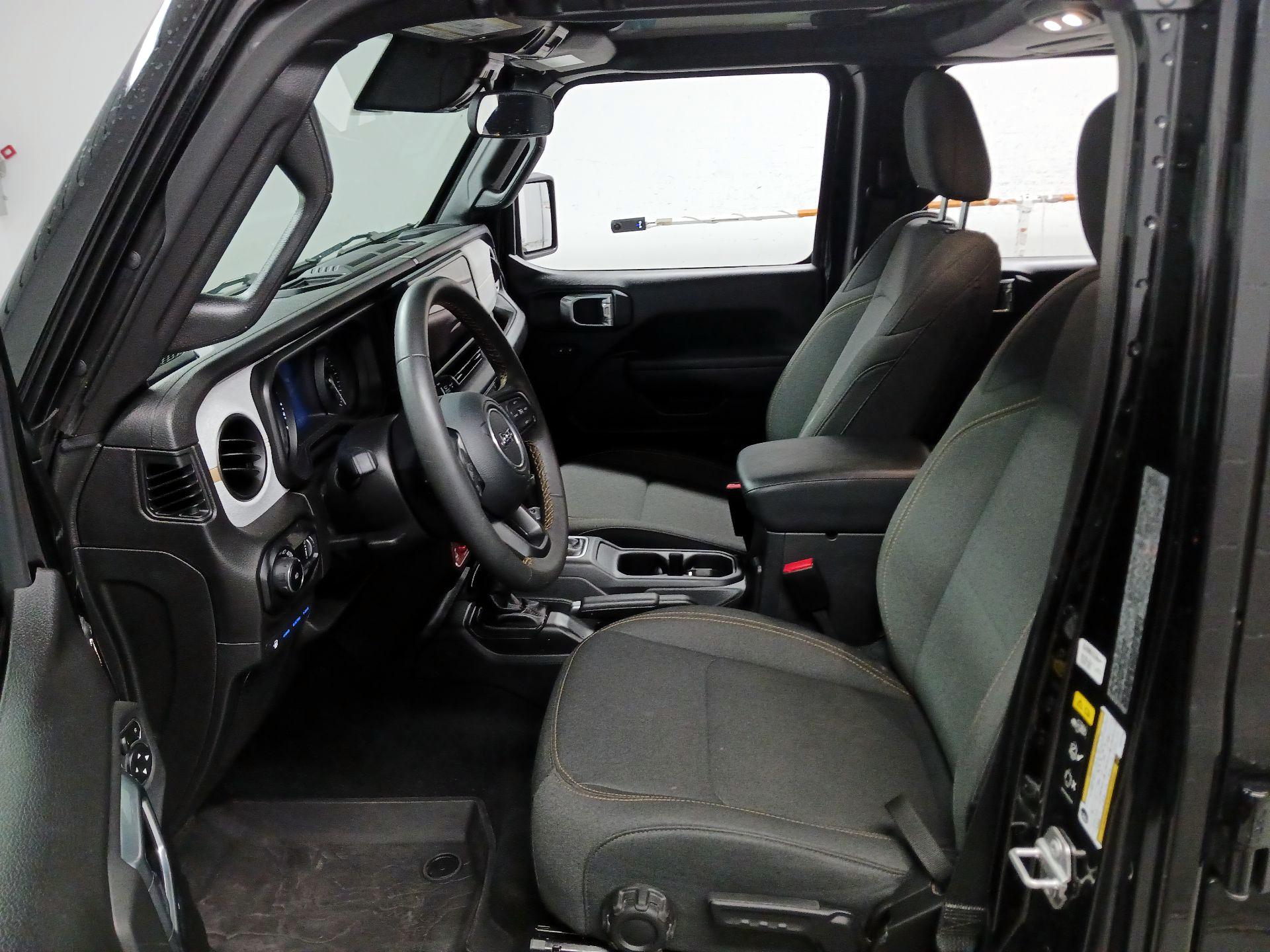 Thumbnail: 2025 Jeep Wrangler - 11