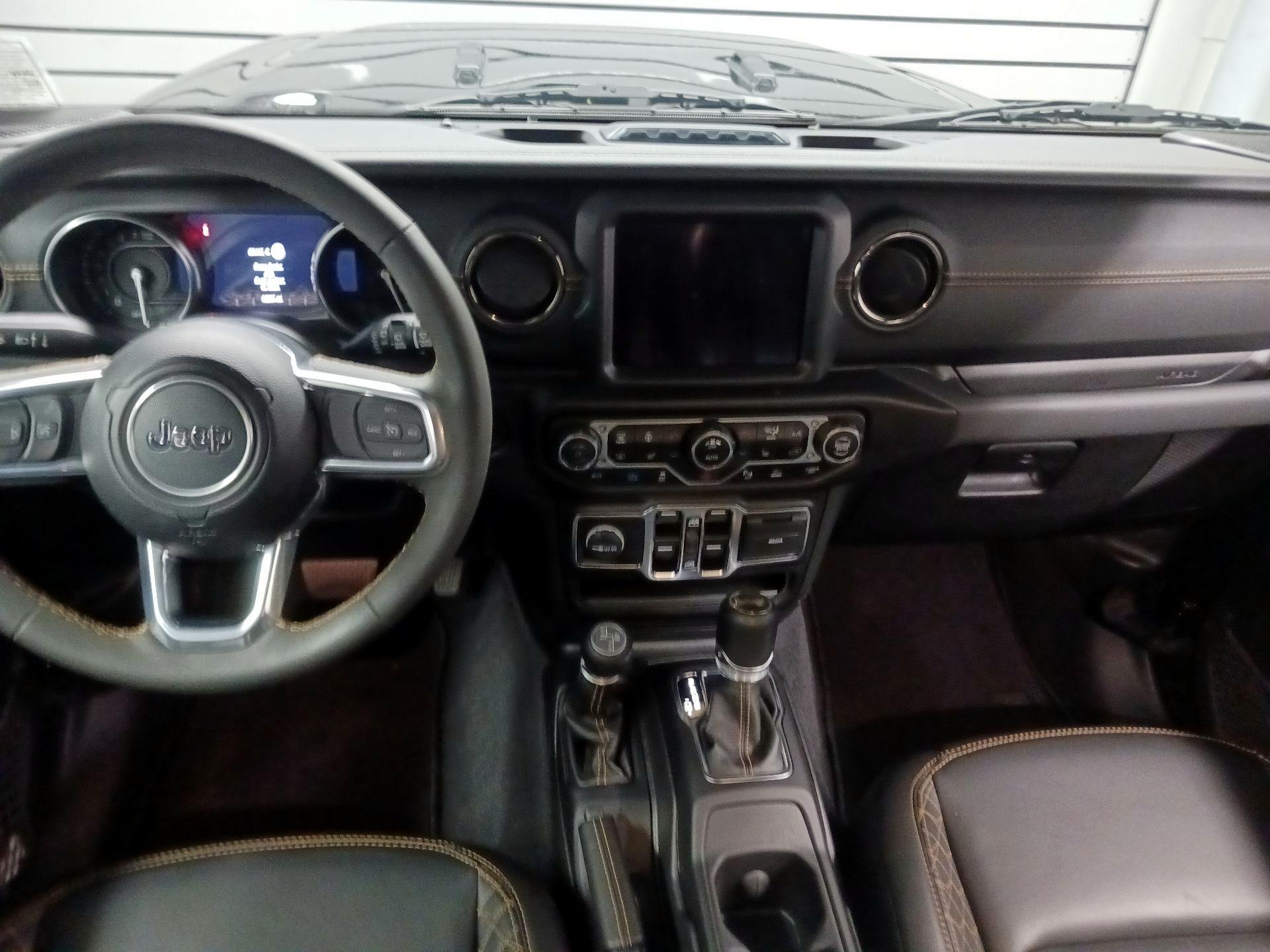 Thumbnail: 2023 Jeep Wrangler - 9