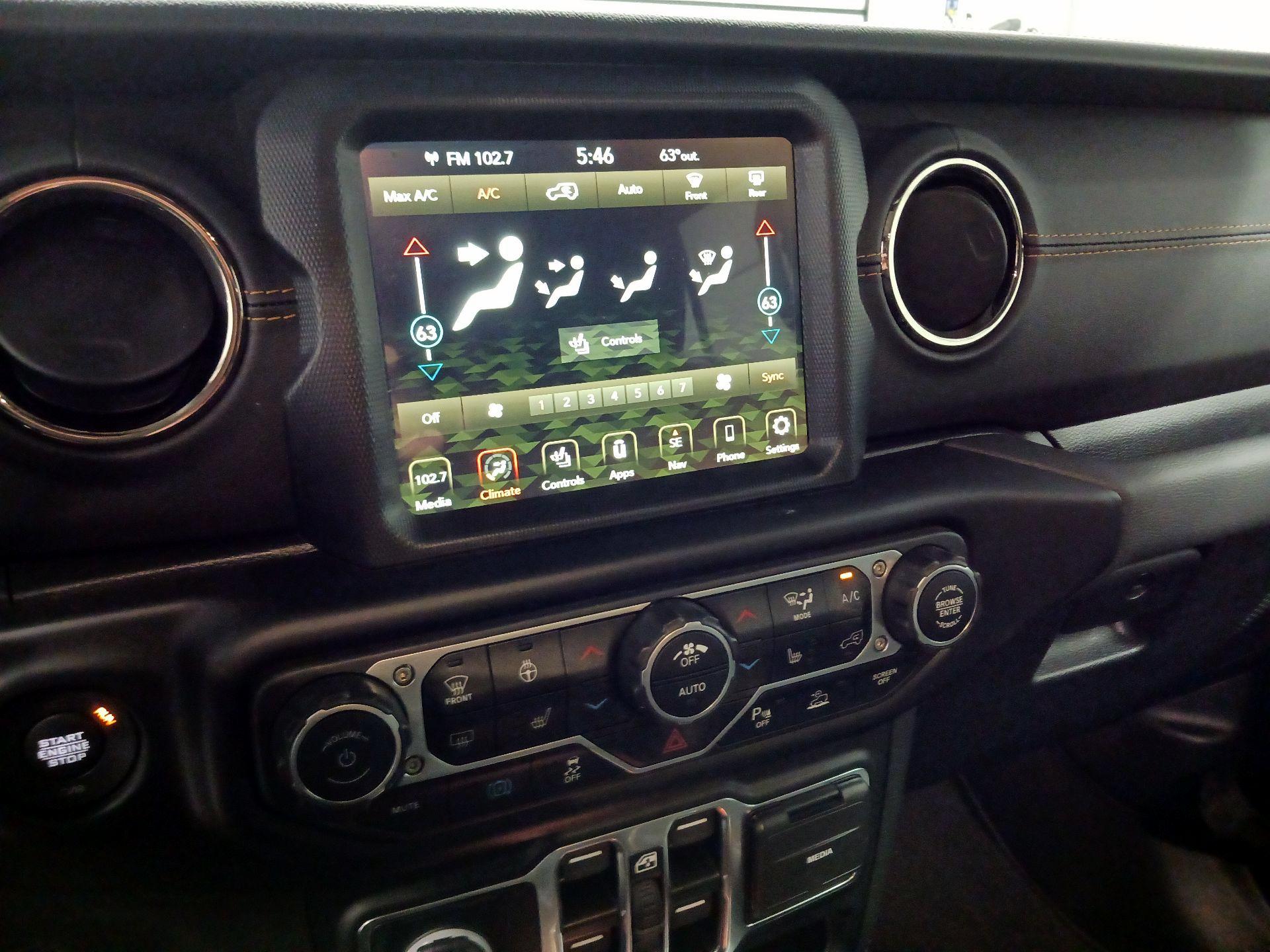 Thumbnail: 2023 Jeep Wrangler - 15