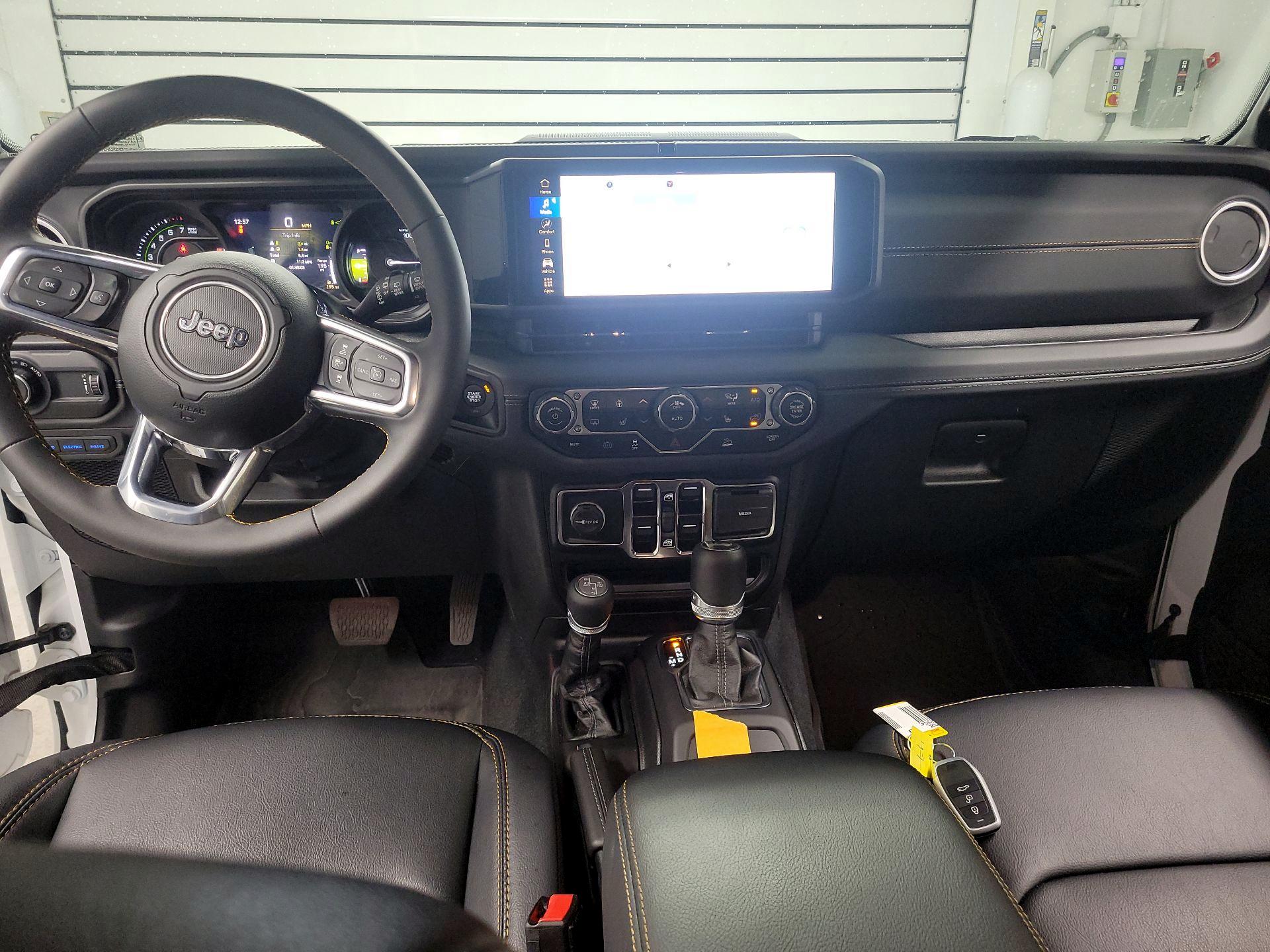 Thumbnail: 2024 Jeep Wrangler - 9