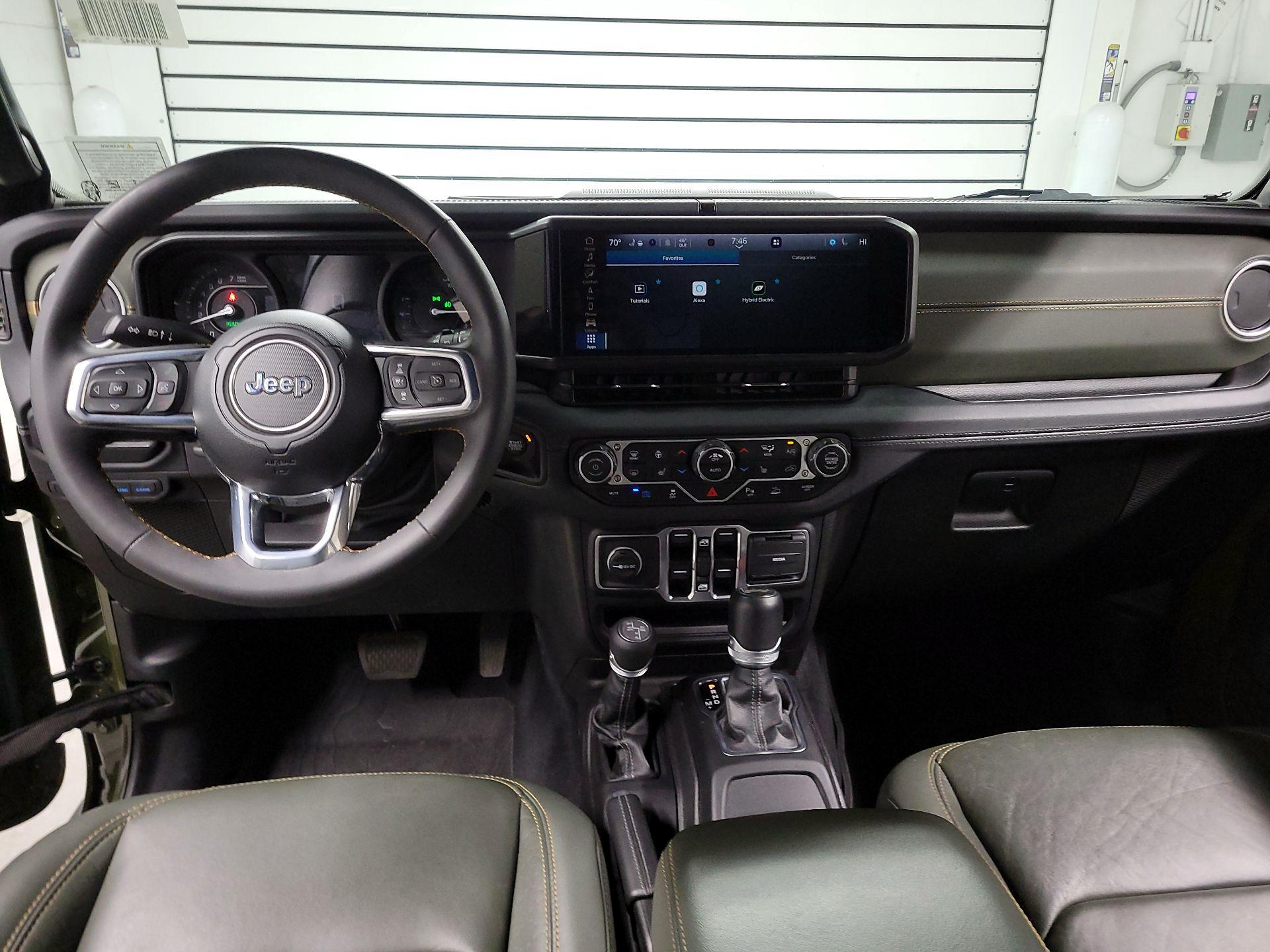 Thumbnail: 2024 Jeep Wrangler - 9