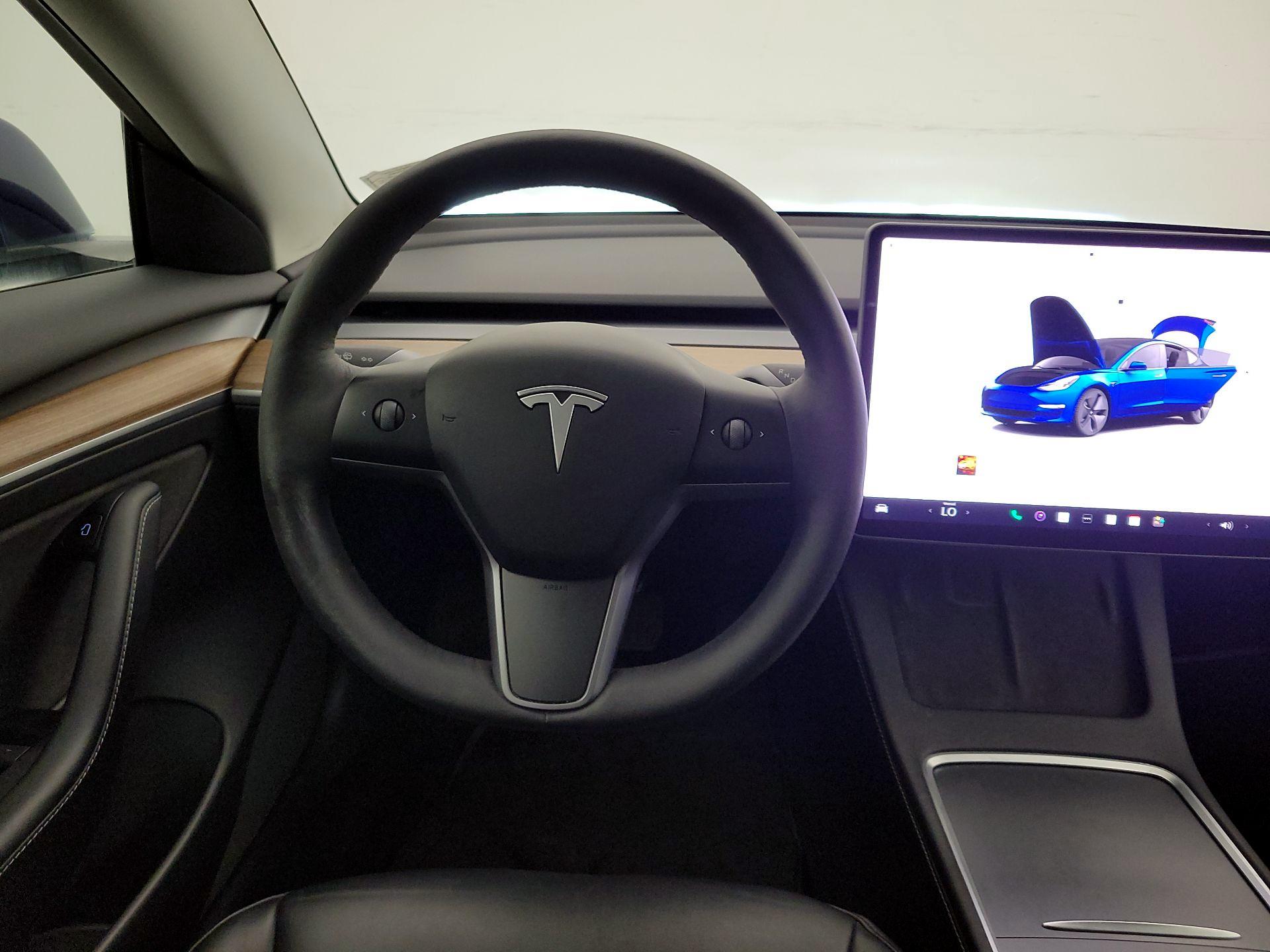 Thumbnail: 2022 Tesla Model 3 - 10