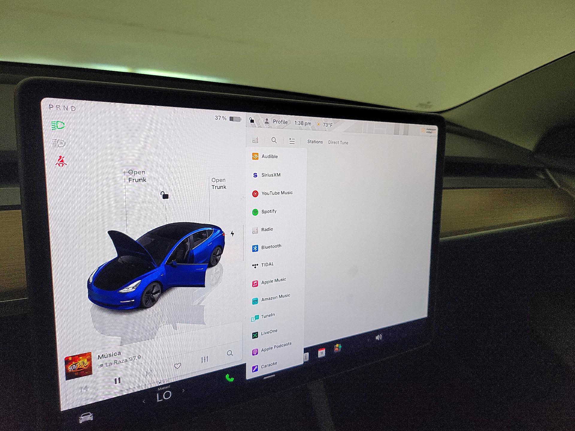 Thumbnail: 2022 Tesla Model 3 - 15
