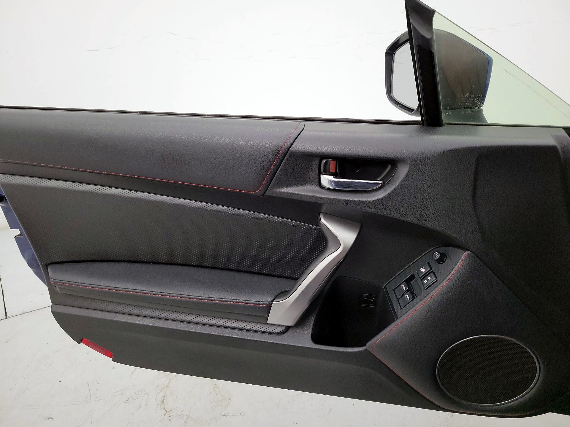 Thumbnail: 2014 Scion FR-S - 12