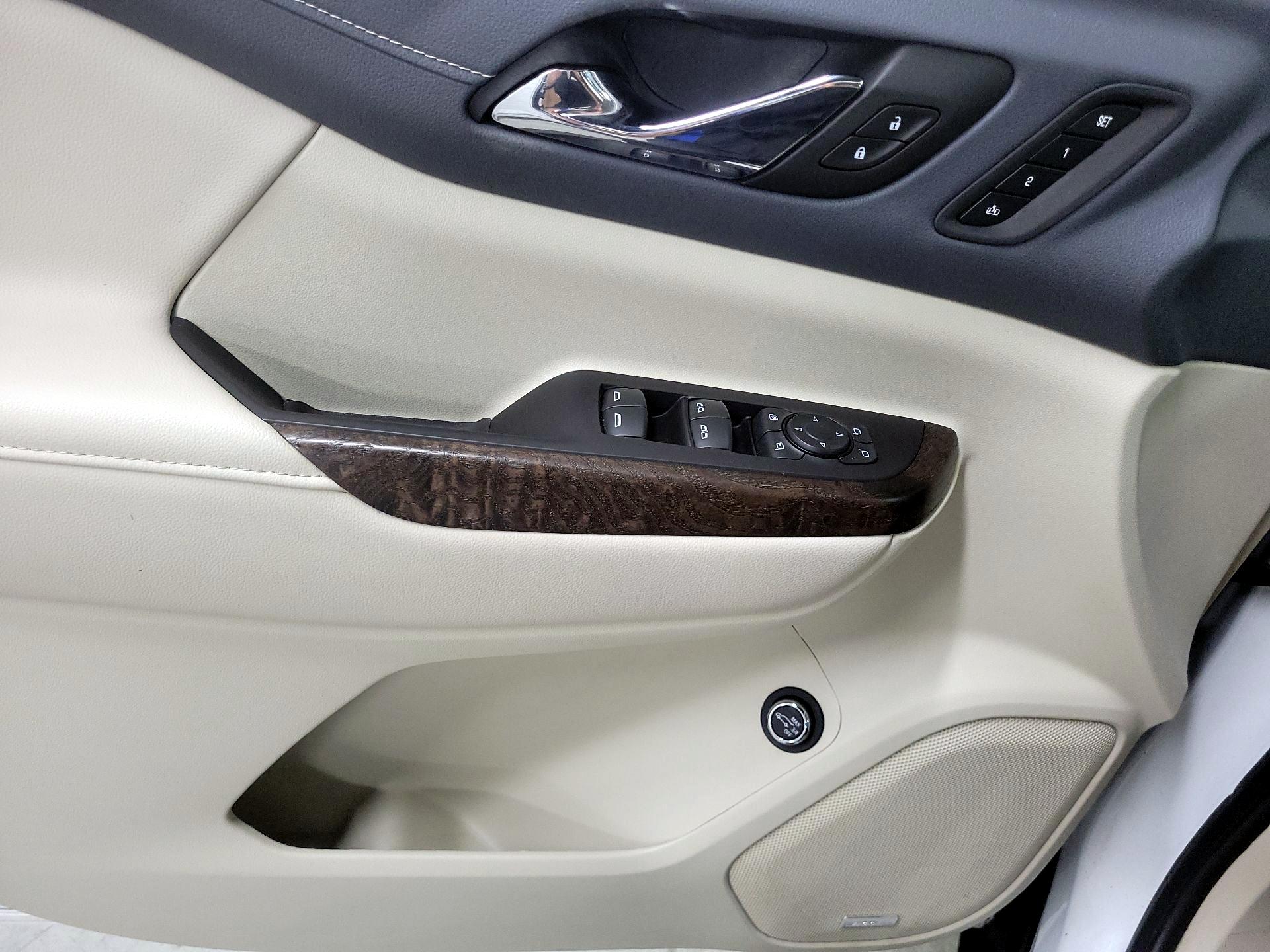 Thumbnail: 2023 GMC Acadia - 12