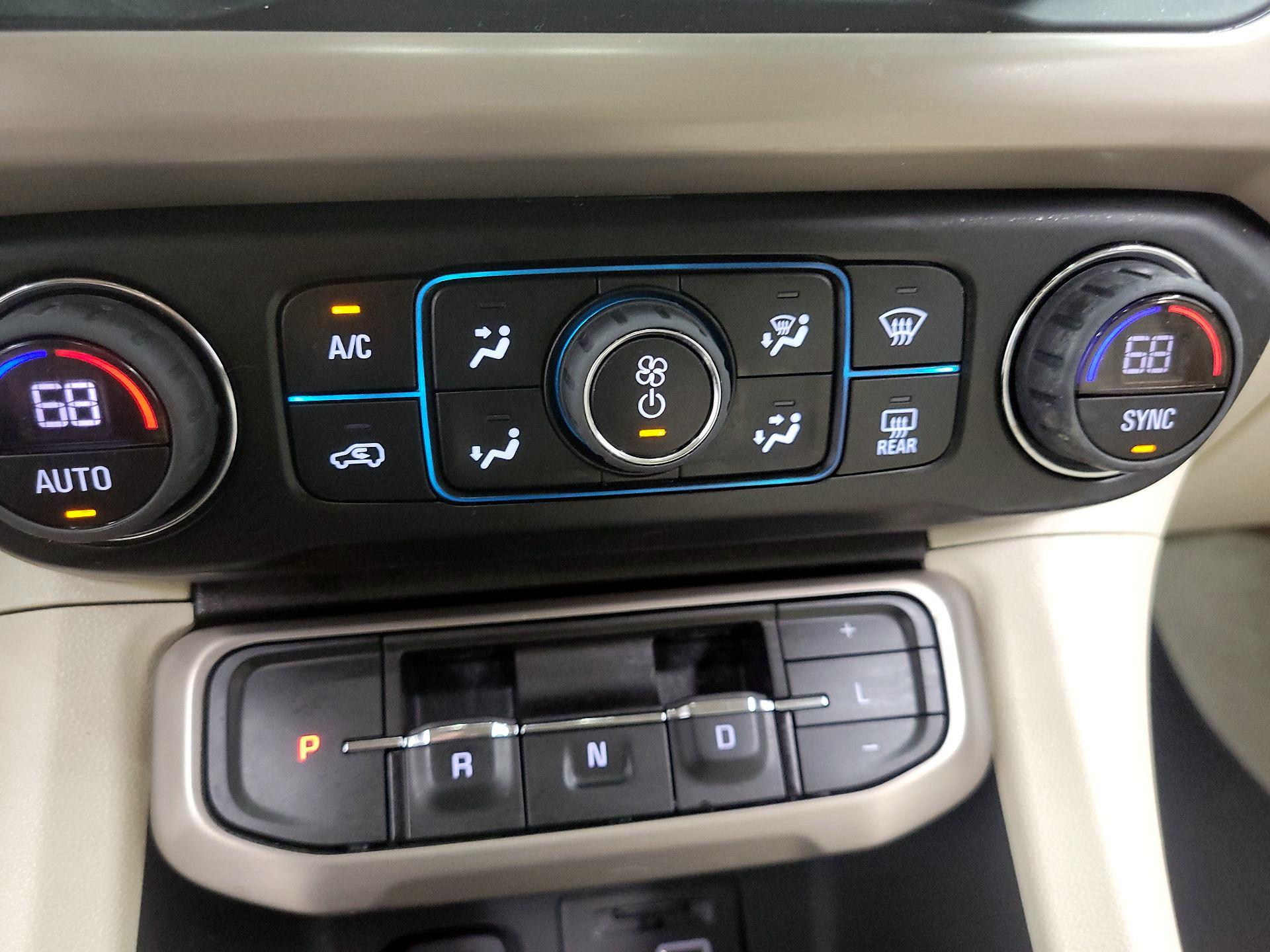 Thumbnail: 2023 GMC Acadia - 15