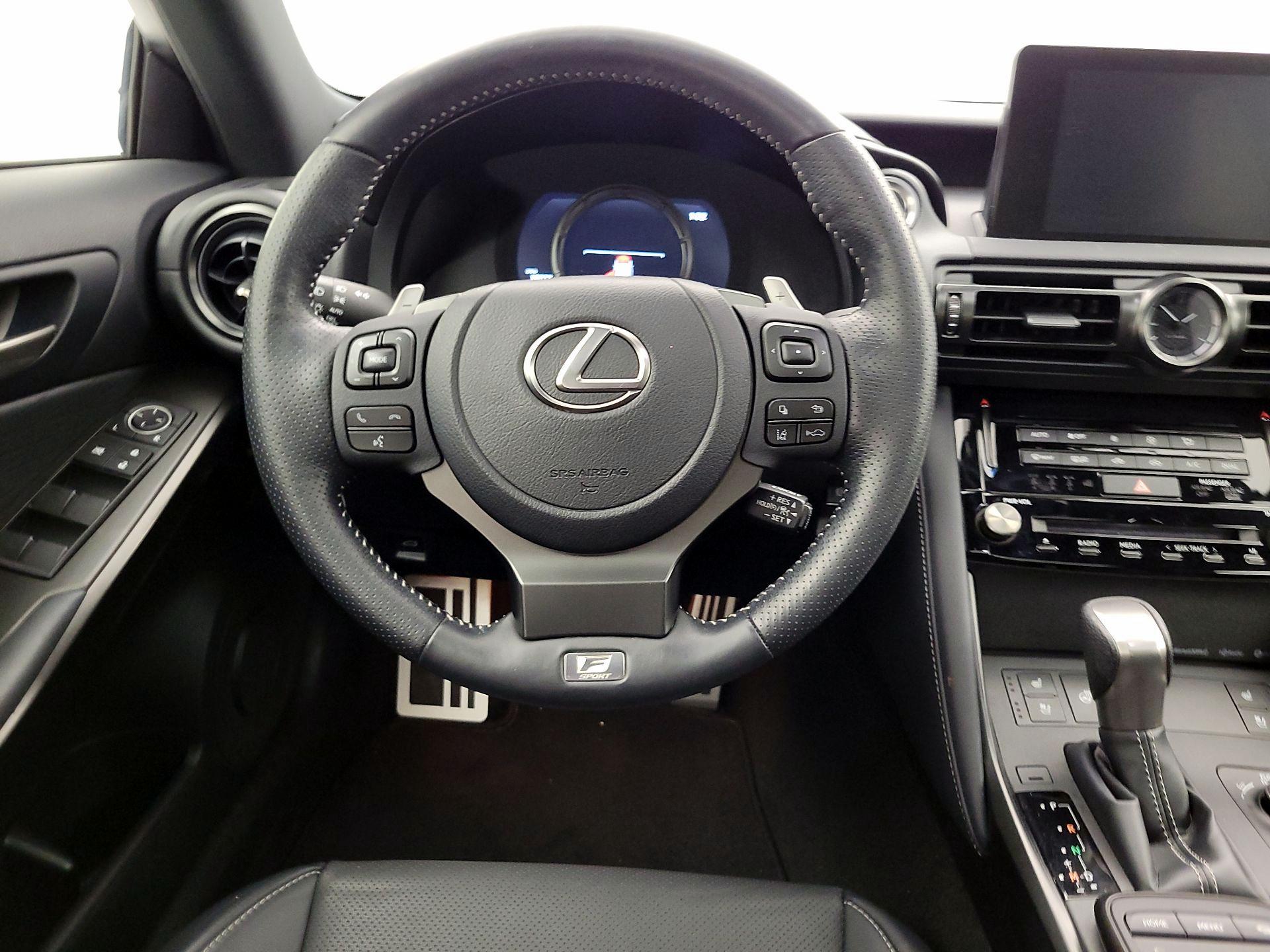 Thumbnail: 2023 Lexus IS - 10