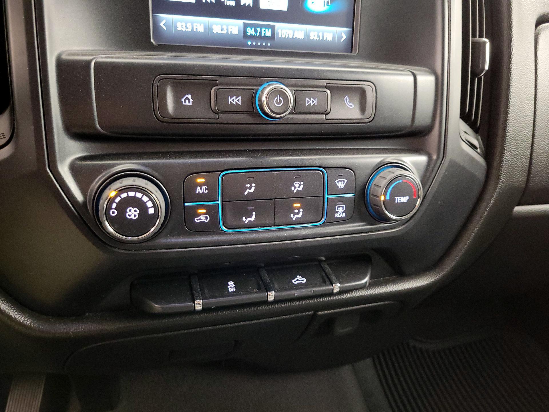 Thumbnail: 2019 Chevrolet Silverado 1500 - 16