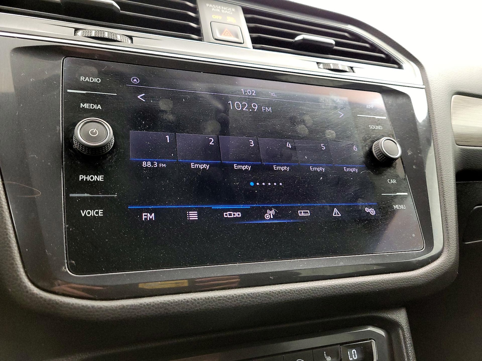 2021 Volkswagen Tiguan SE R-LINE BLACK - Photo 16