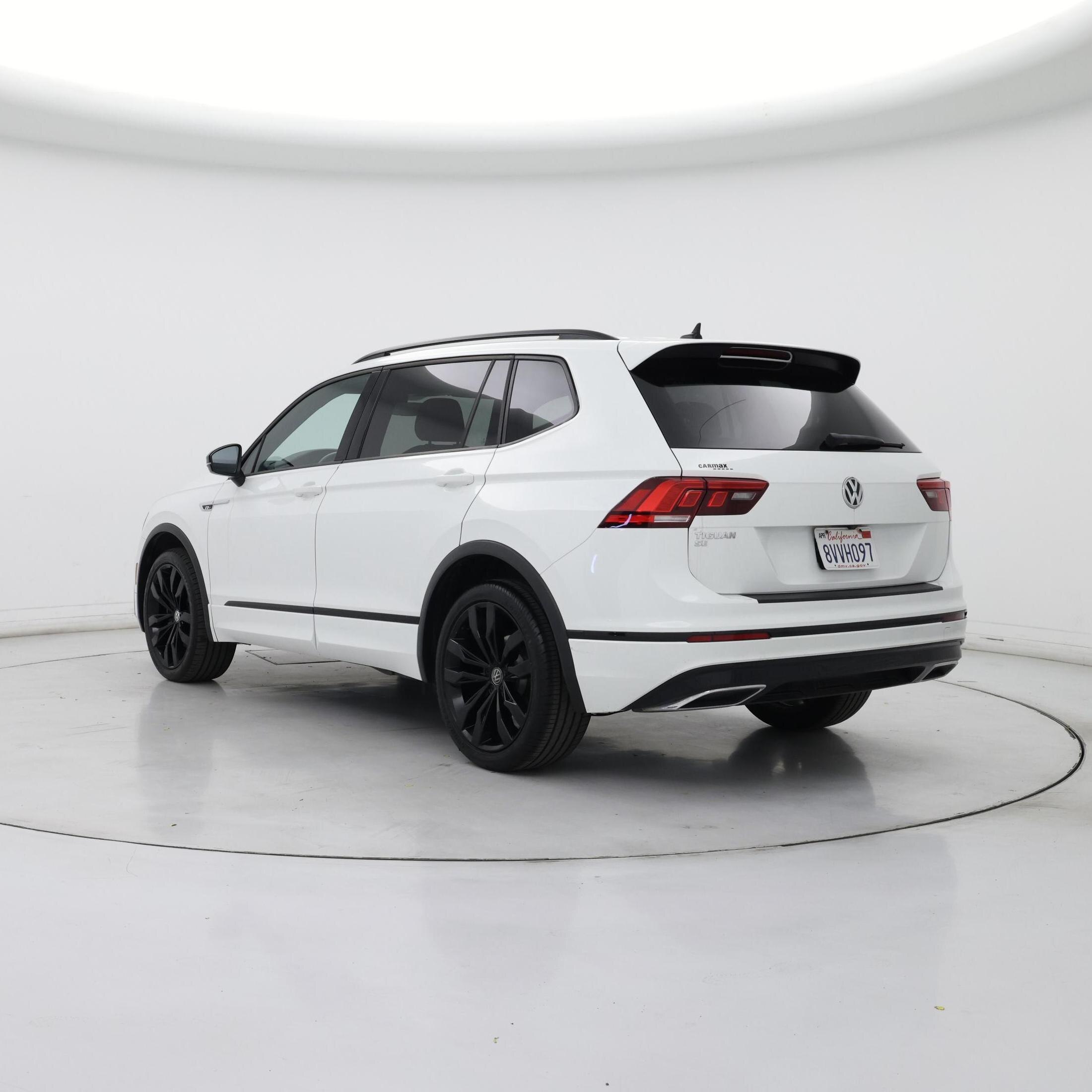 Thumbnail: 2021 Volkswagen Tiguan - 2