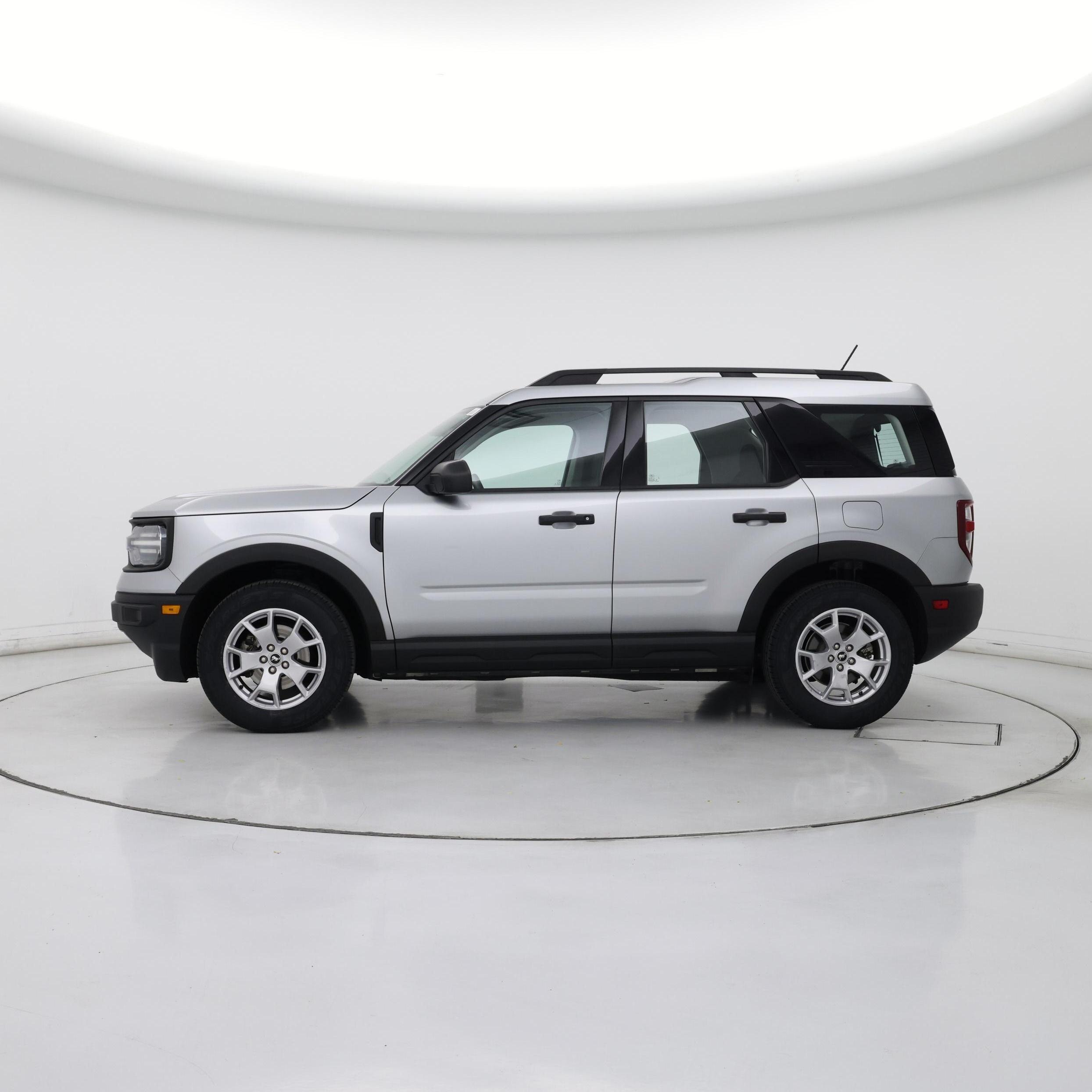 Thumbnail: 2021 Ford Bronco Sport - 3