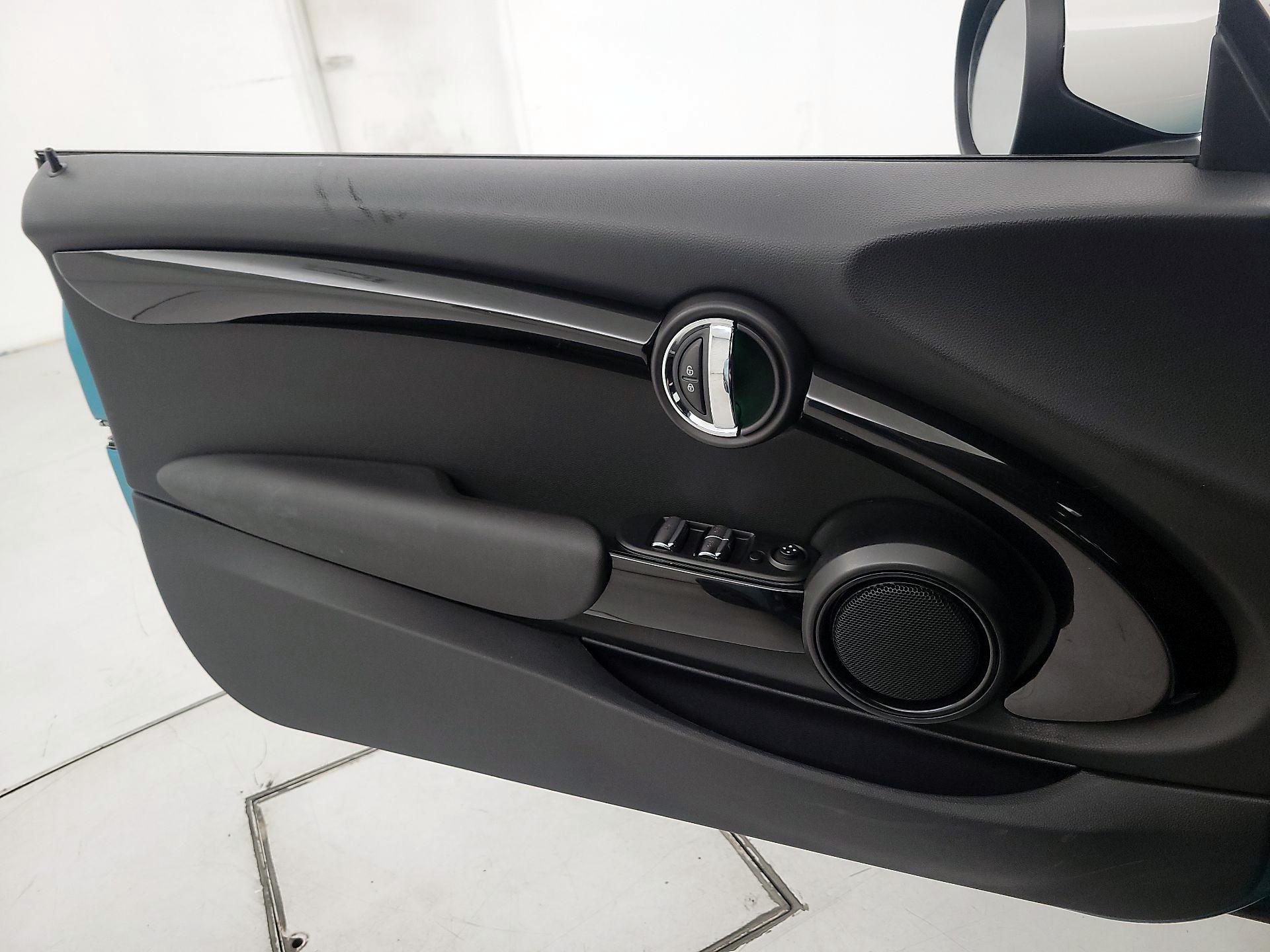 Thumbnail: 2020 MINI Cooper - 12