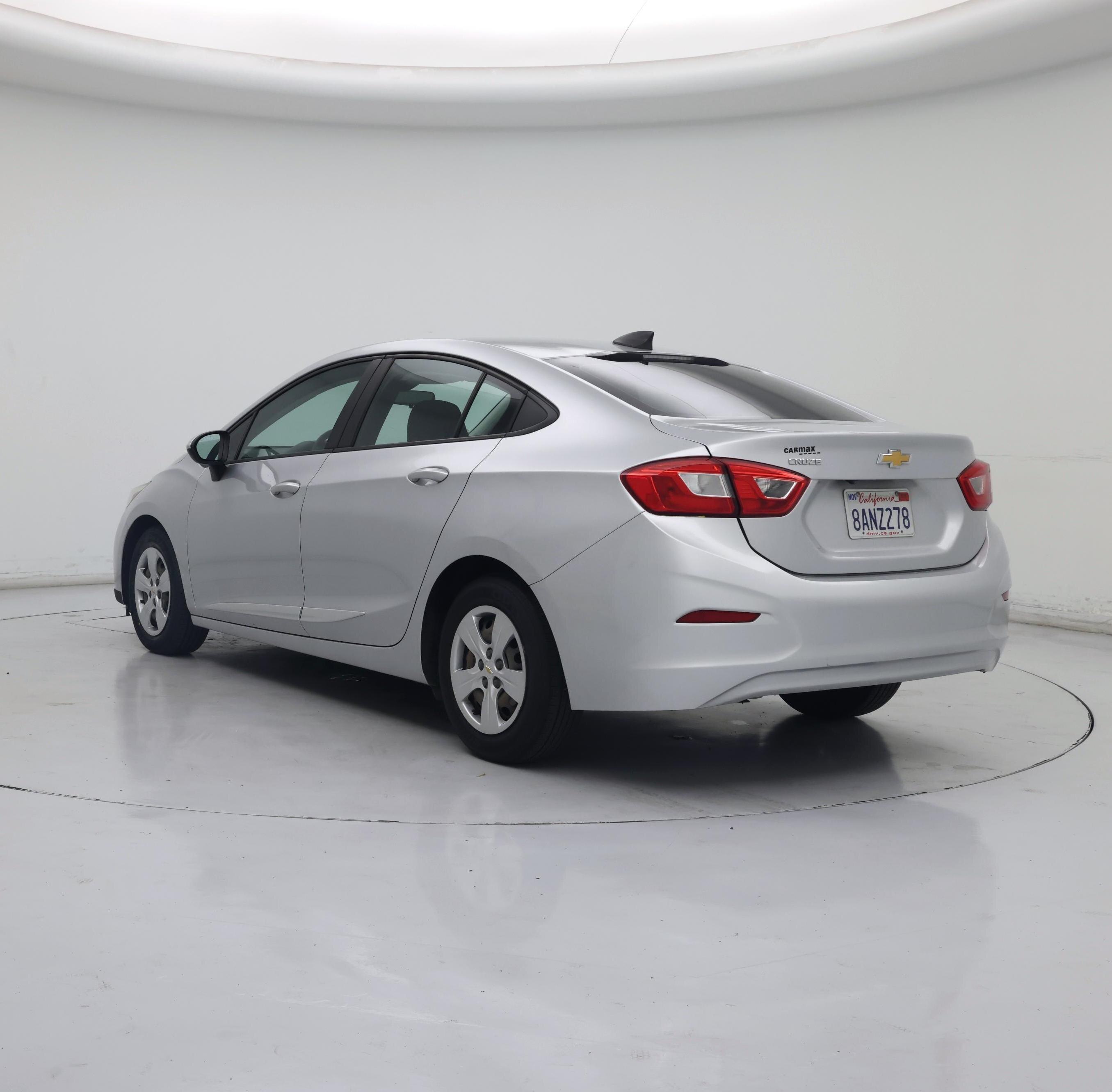 Thumbnail: 2017 Chevrolet Cruze - 2
