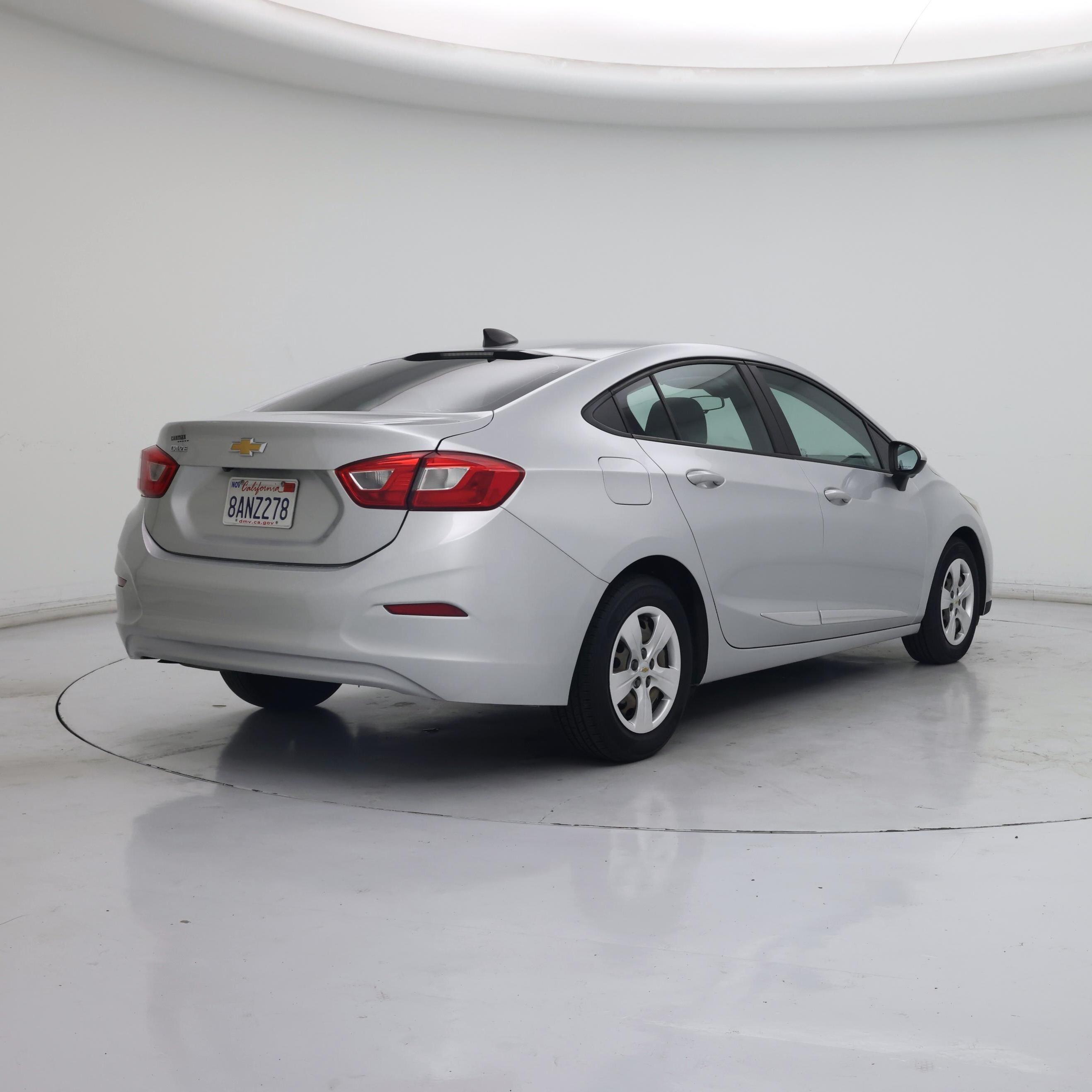 Thumbnail: 2017 Chevrolet Cruze - 8