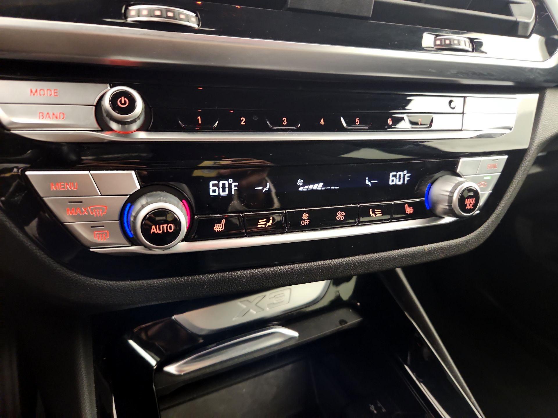 Thumbnail: 2021 BMW X3 - 16