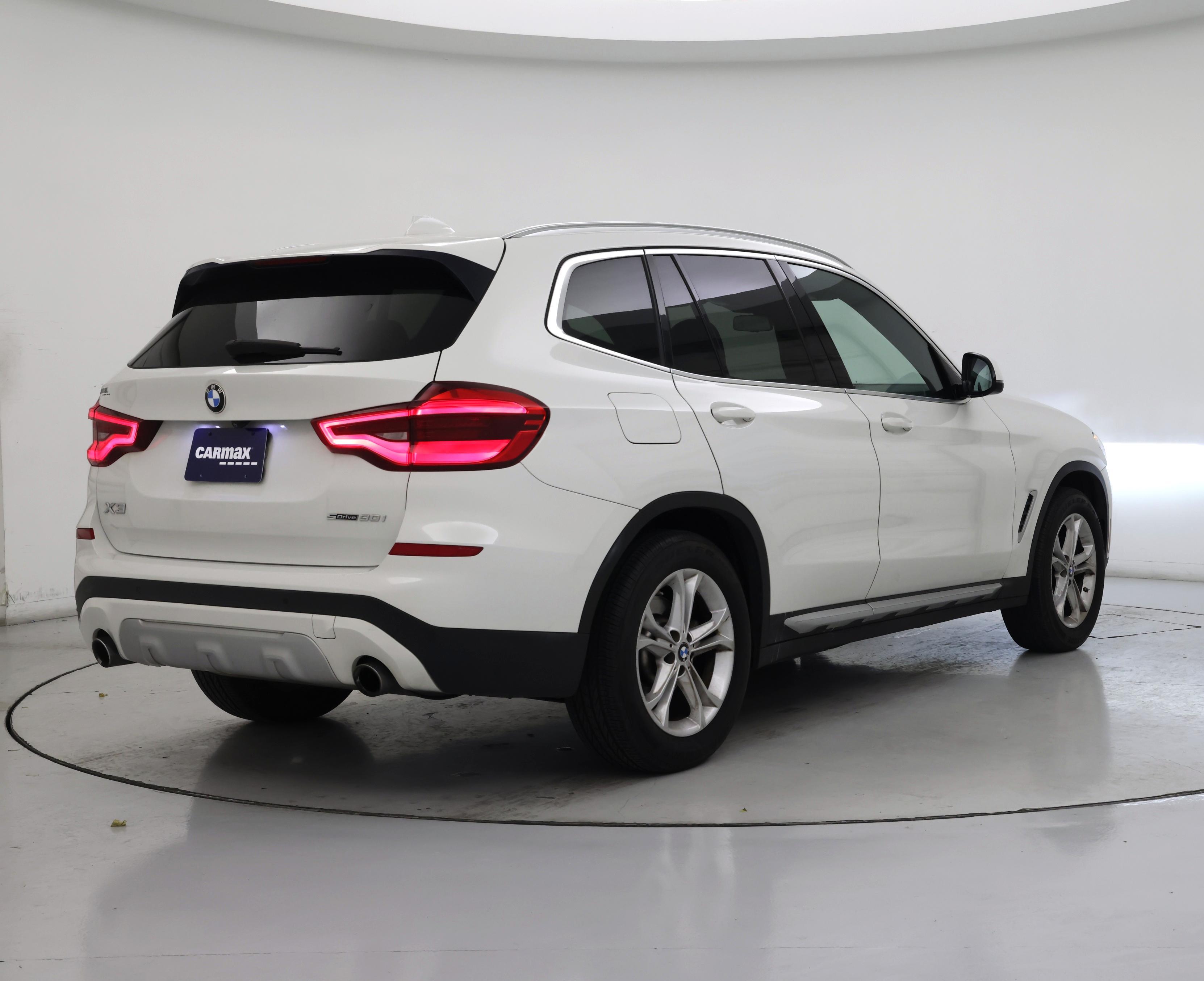 Thumbnail: 2021 BMW X3 - 8