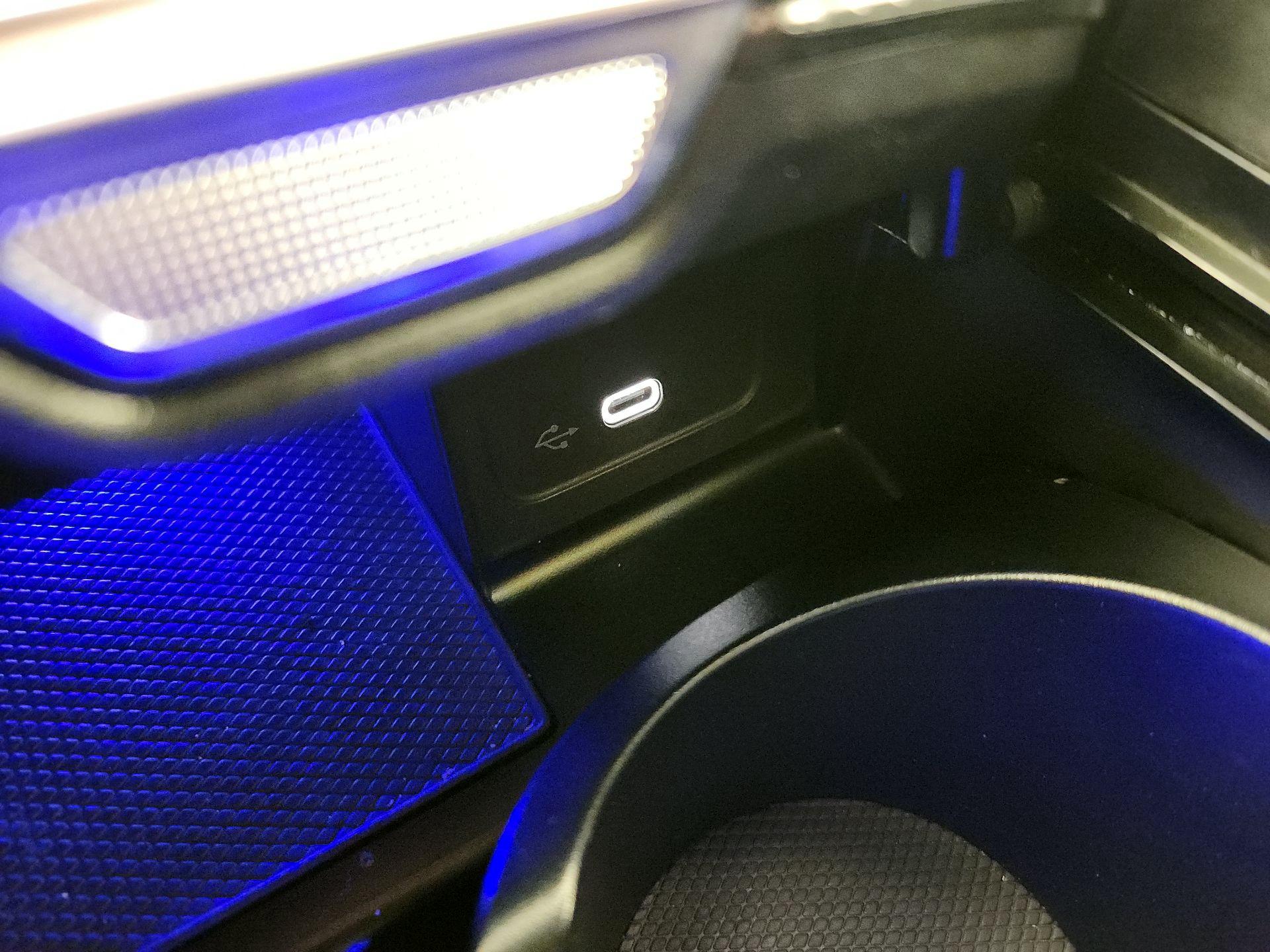 Thumbnail: 2023 Mercedes-Benz C-Class - 18