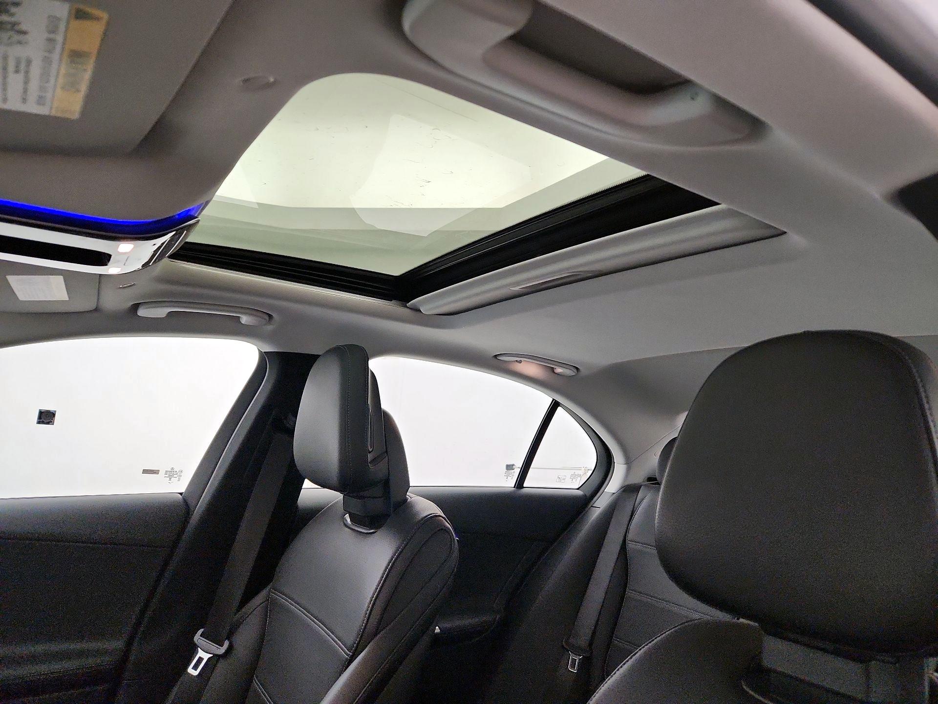 Thumbnail: 2023 Mercedes-Benz C-Class - 19