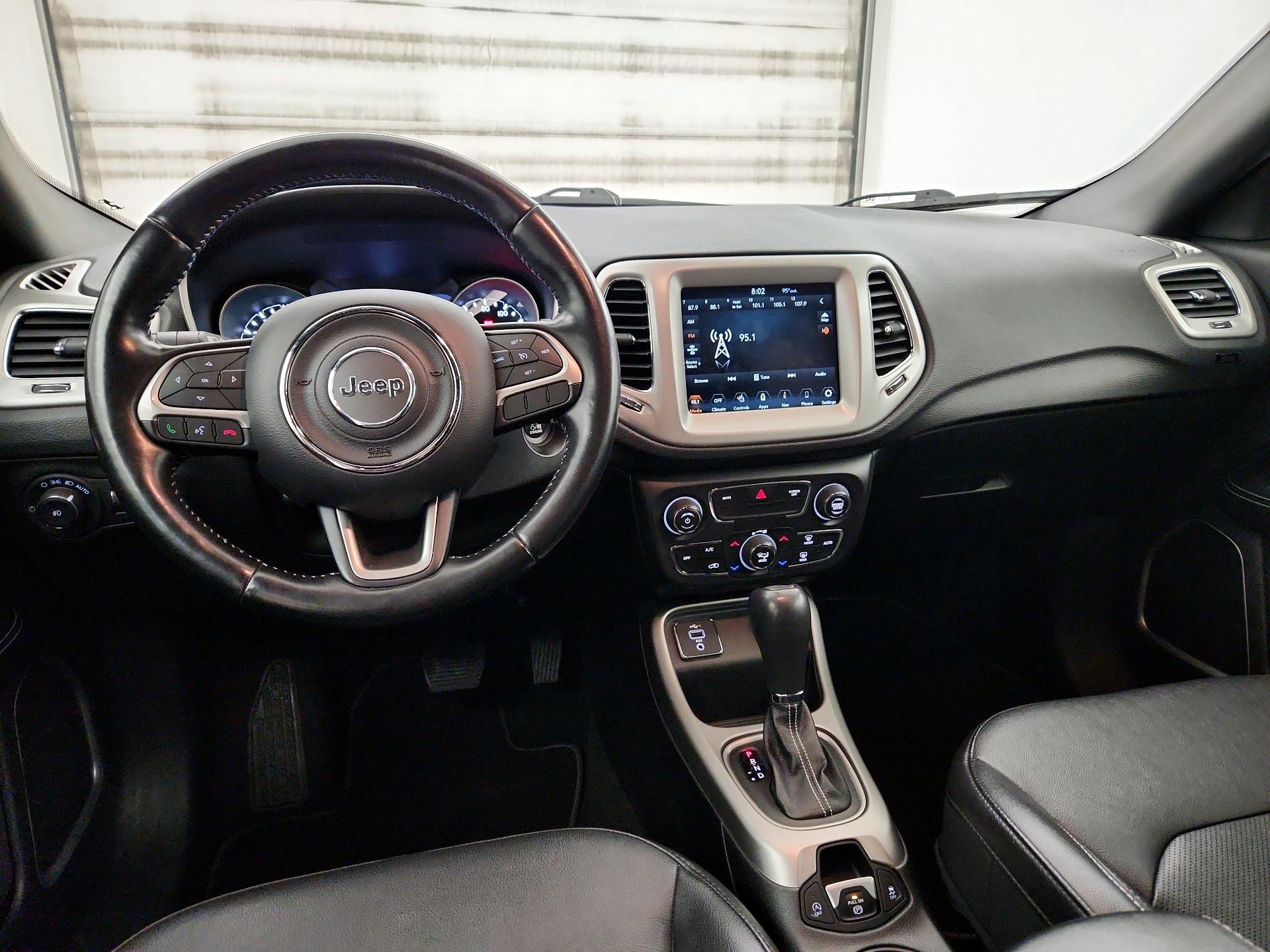 Thumbnail: 2021 Jeep Compass - 9