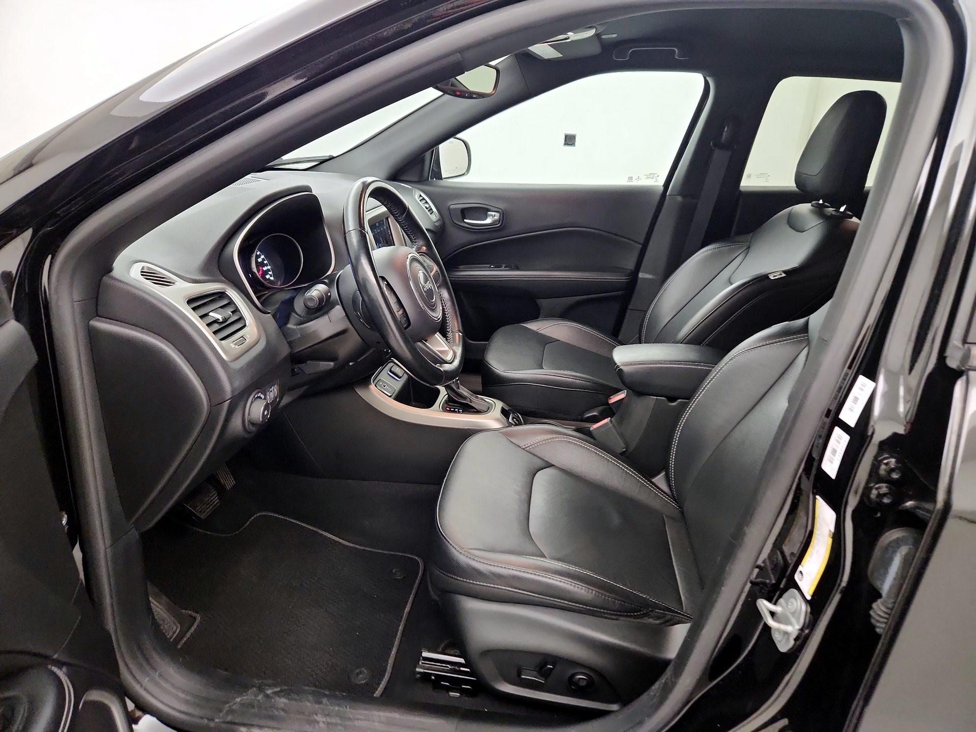 Thumbnail: 2021 Jeep Compass - 11