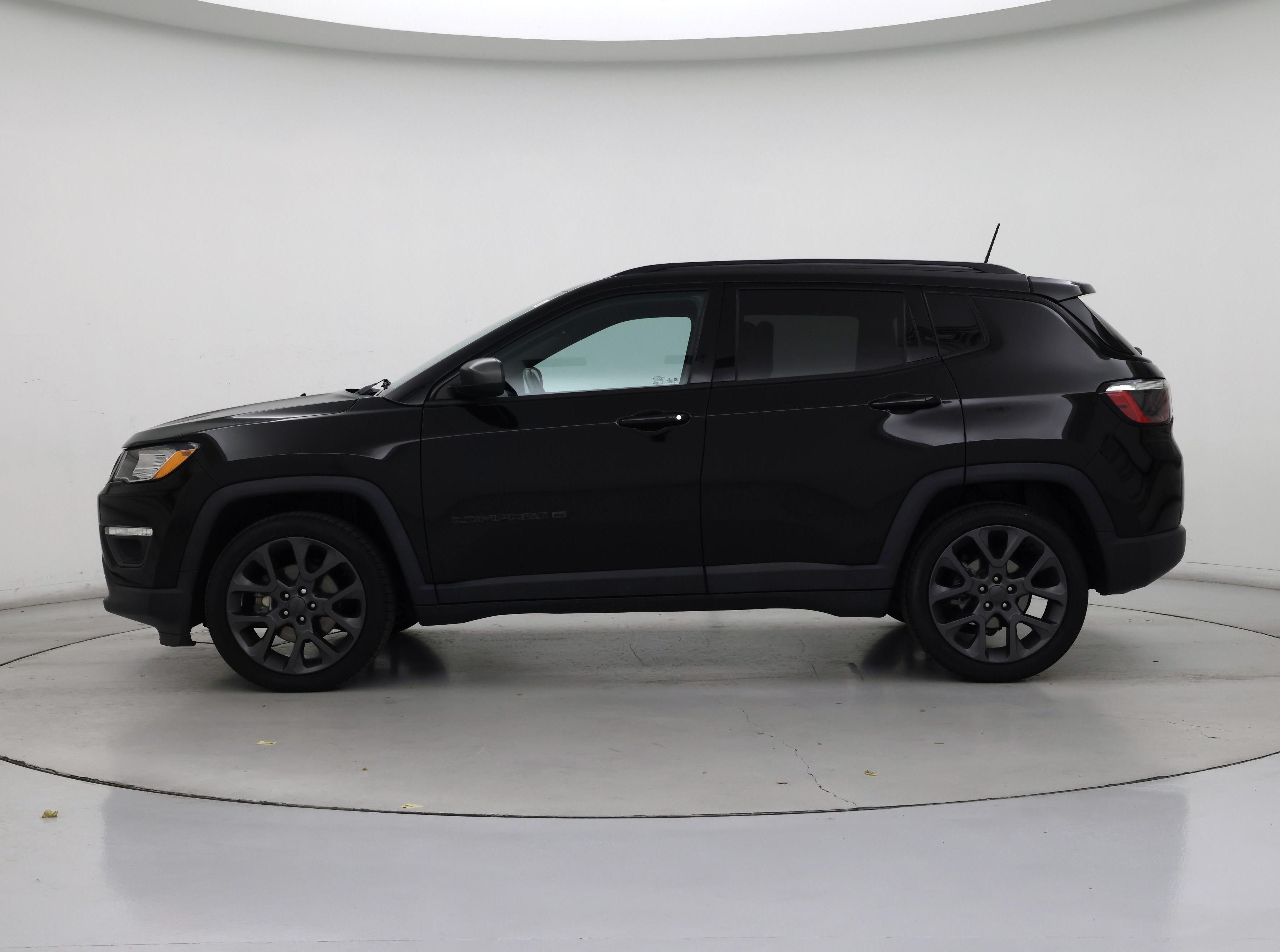 Thumbnail: 2021 Jeep Compass - 3