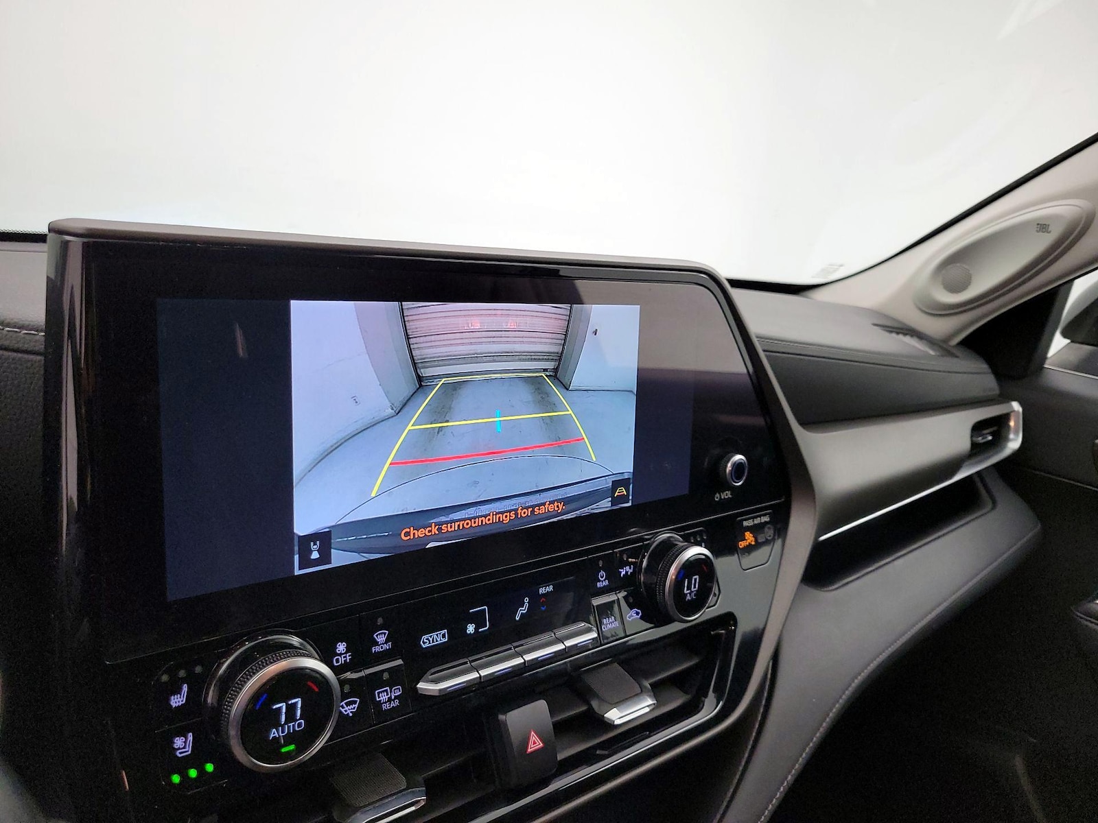 2023 Toyota Highlander Limited - Photo 16