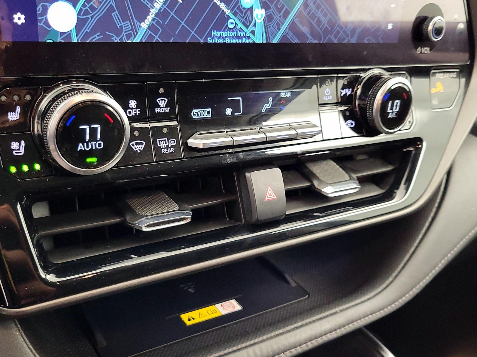 2023 Toyota Highlander Limited - Photo 18