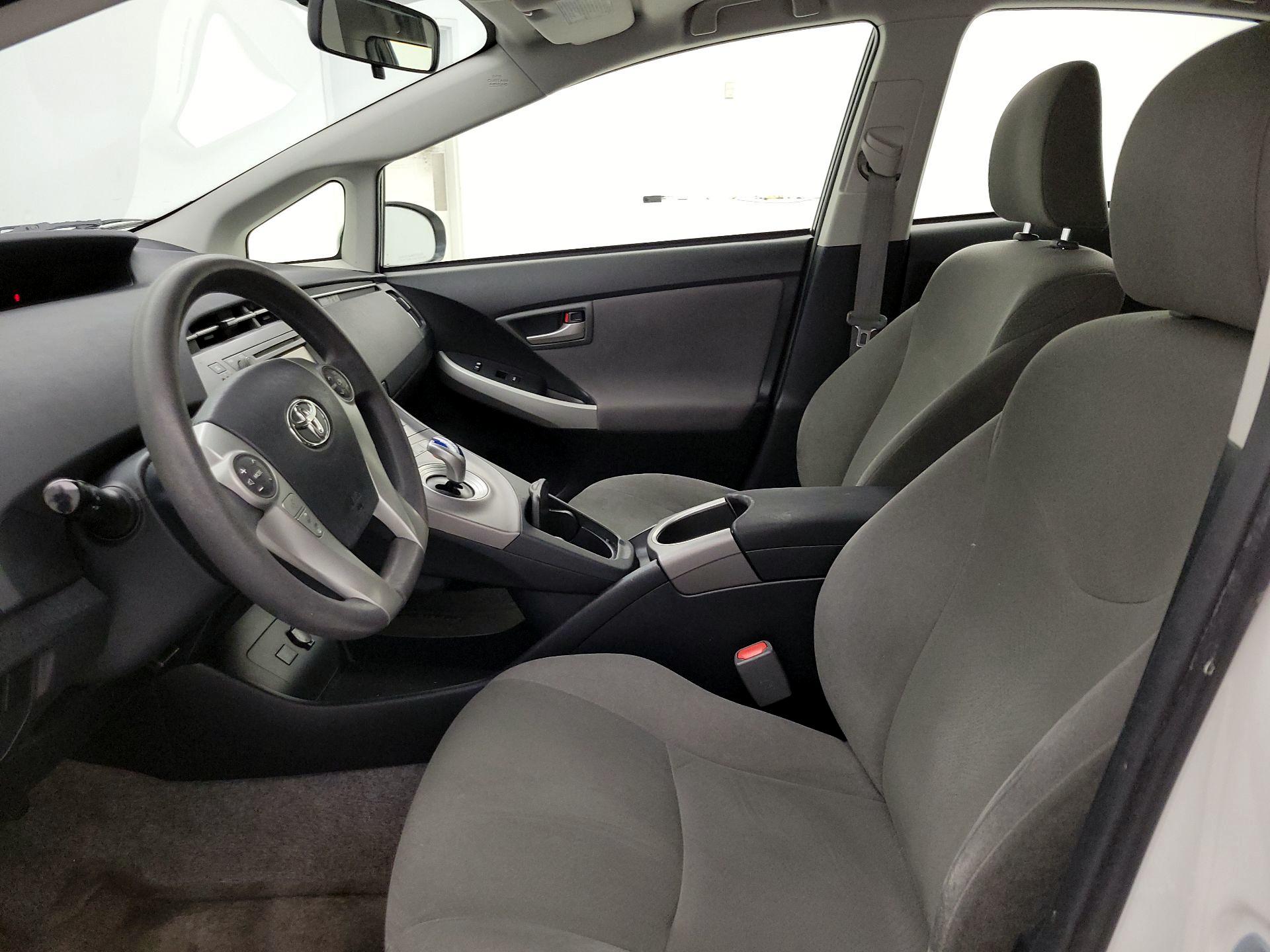 Thumbnail: 2014 Toyota Prius - 11