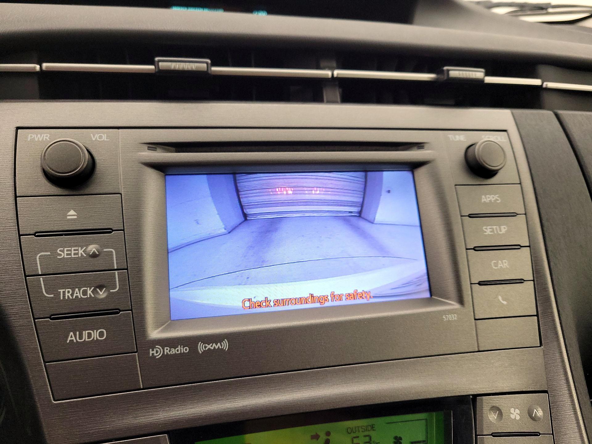 Thumbnail: 2014 Toyota Prius - 14