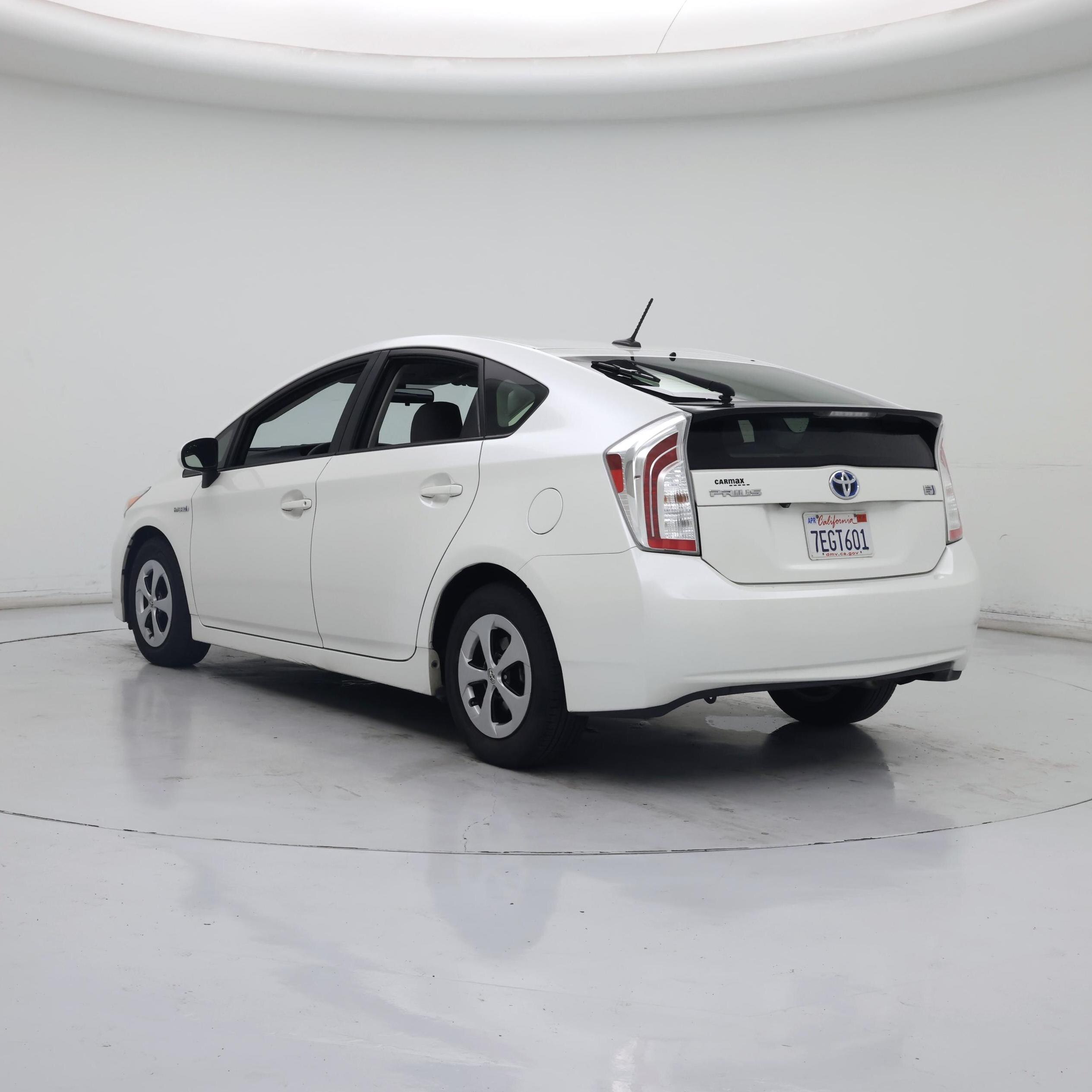 Thumbnail: 2014 Toyota Prius - 2