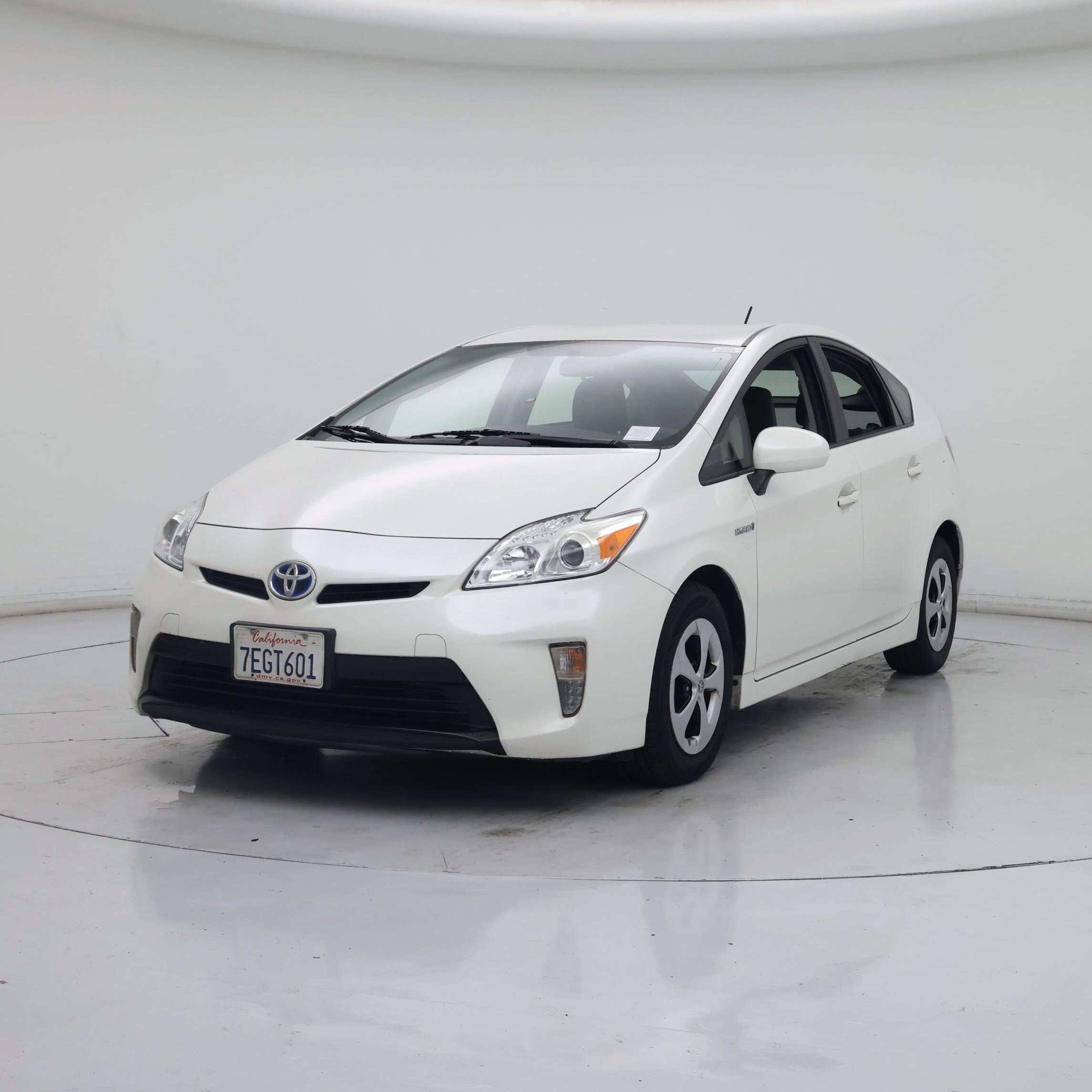 Thumbnail: 2014 Toyota Prius - 4