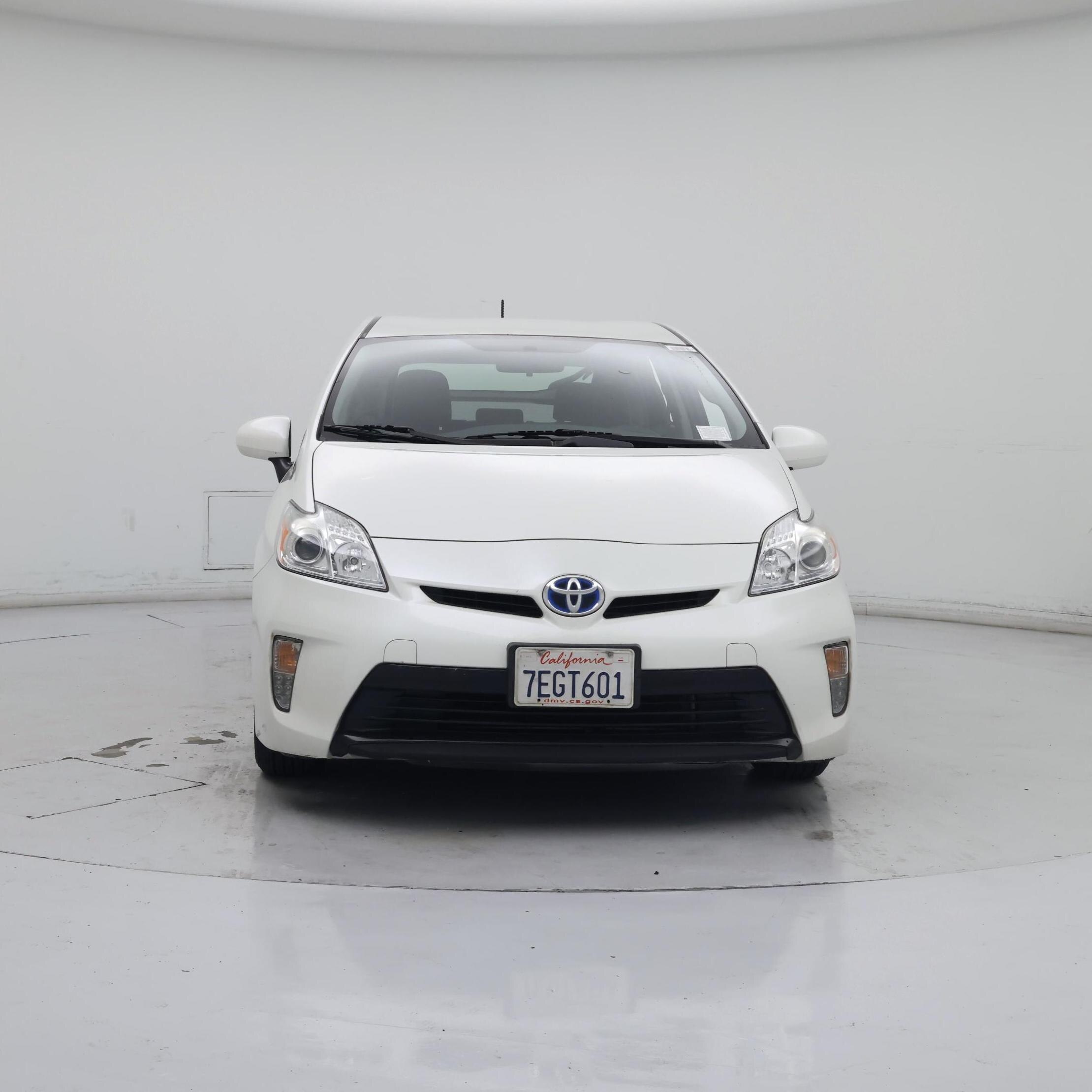 Thumbnail: 2014 Toyota Prius - 5