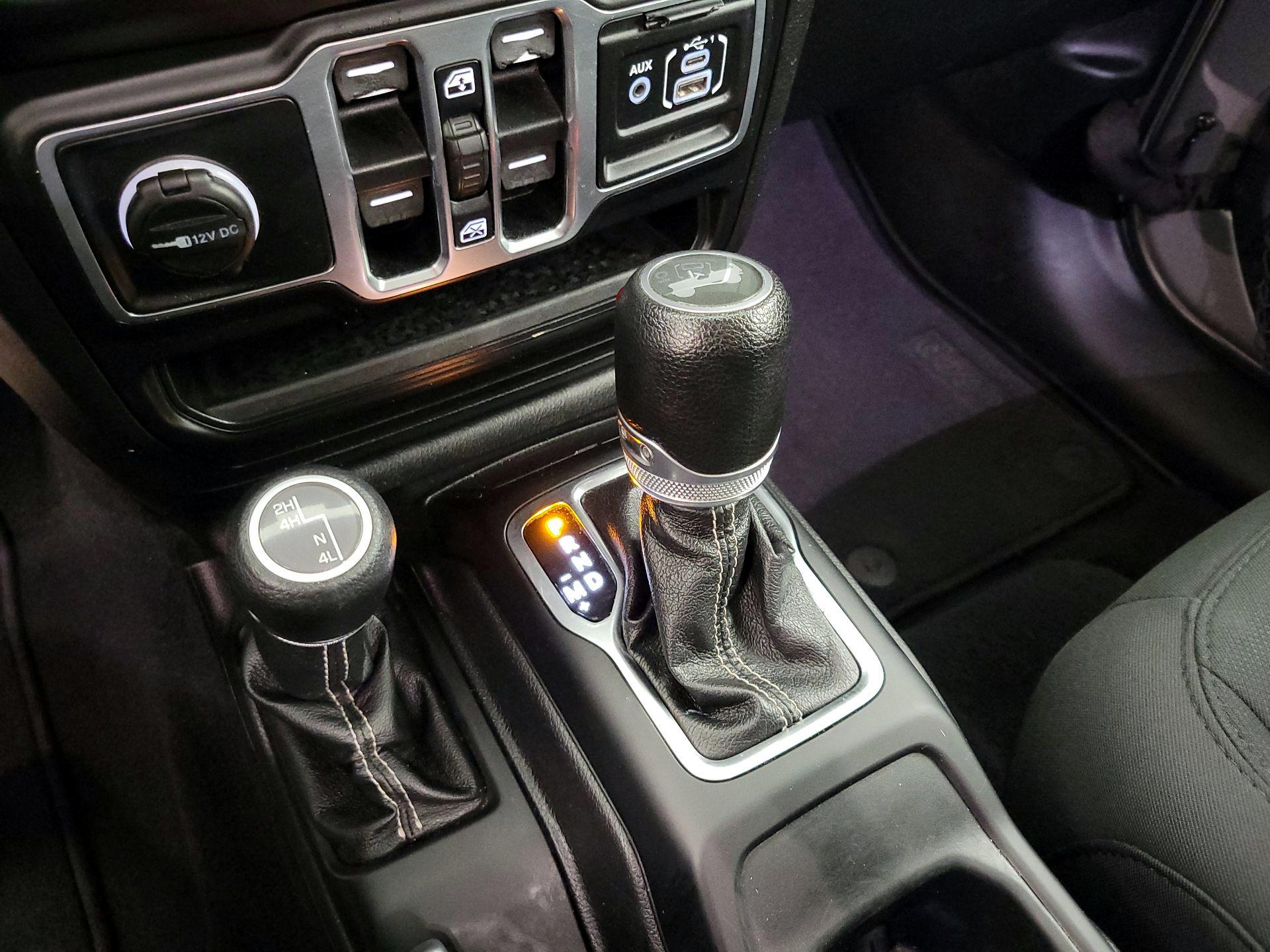 Thumbnail: 2020 Jeep Wrangler - 17