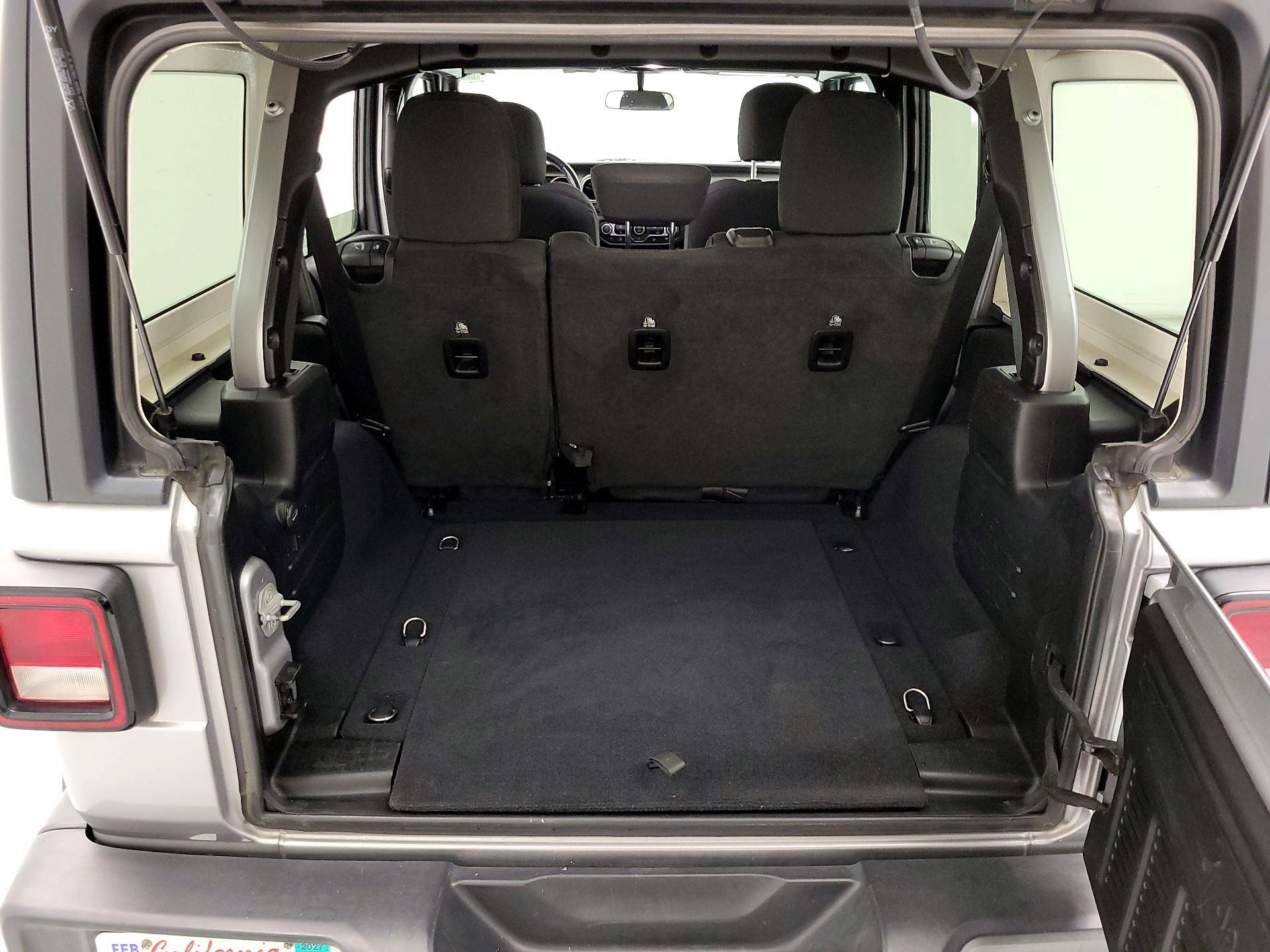 Thumbnail: 2020 Jeep Wrangler - 19
