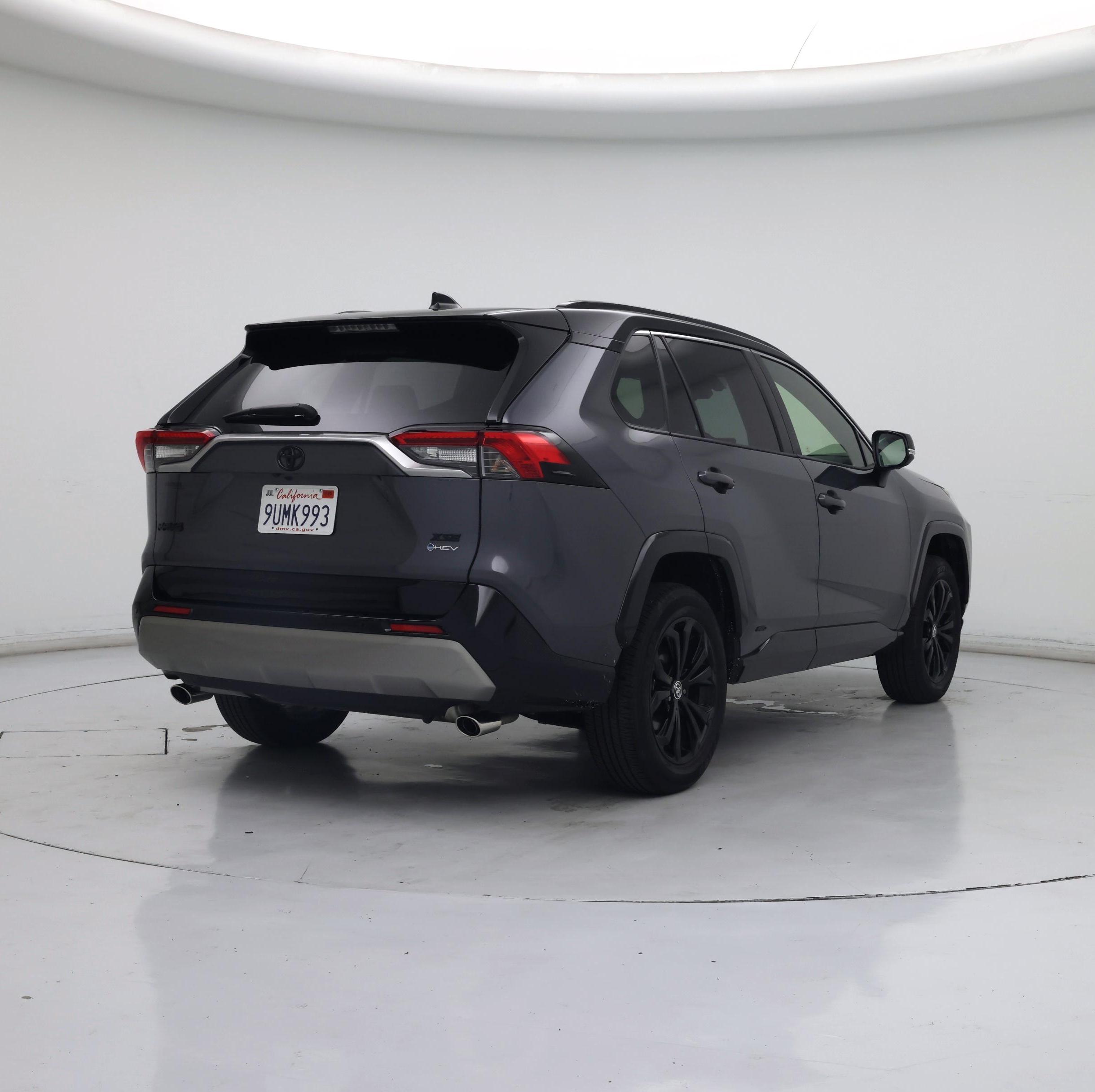 Thumbnail: 2025 Toyota RAV4 - 8