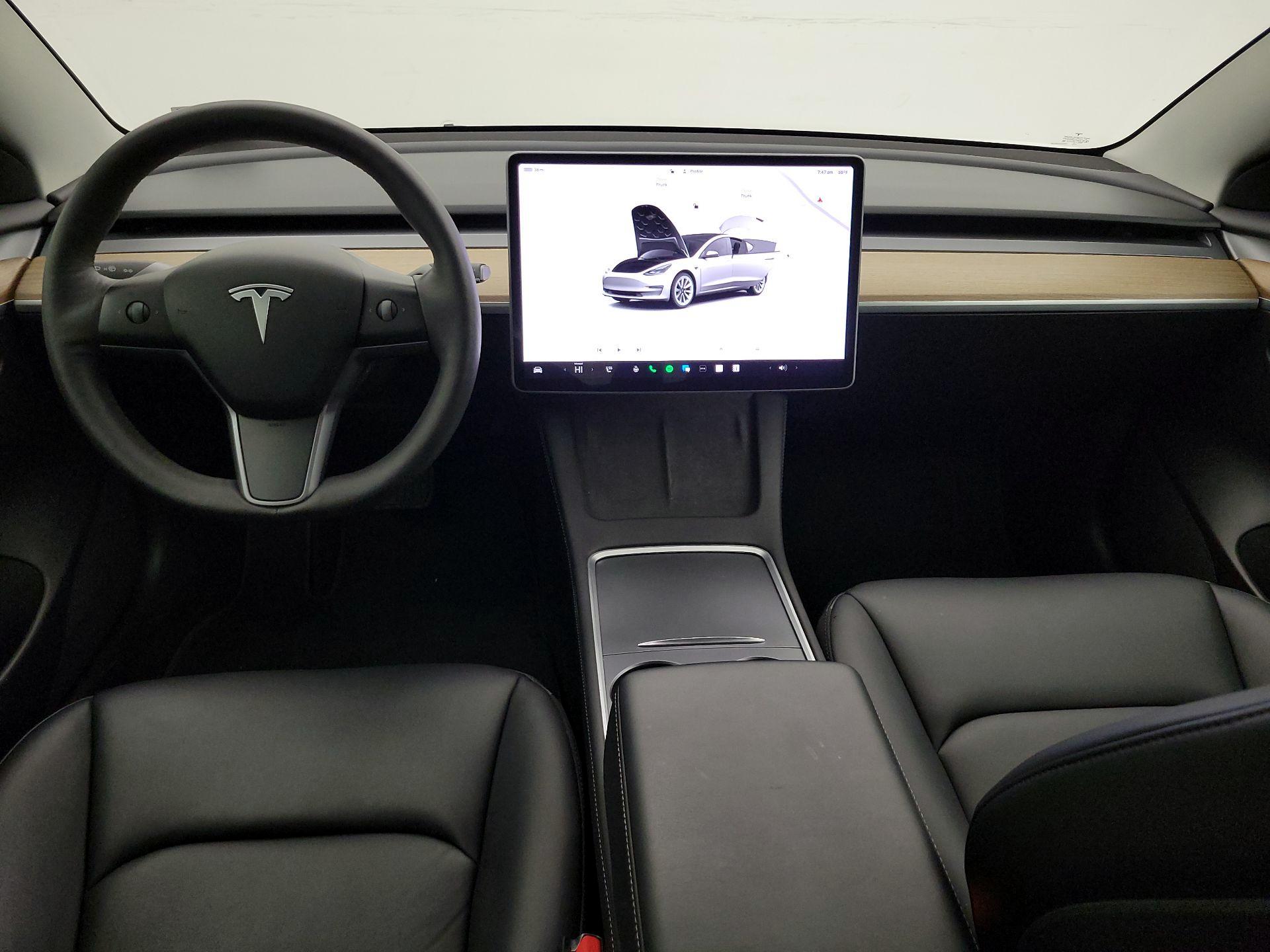 Thumbnail: 2022 Tesla Model 3 - 9