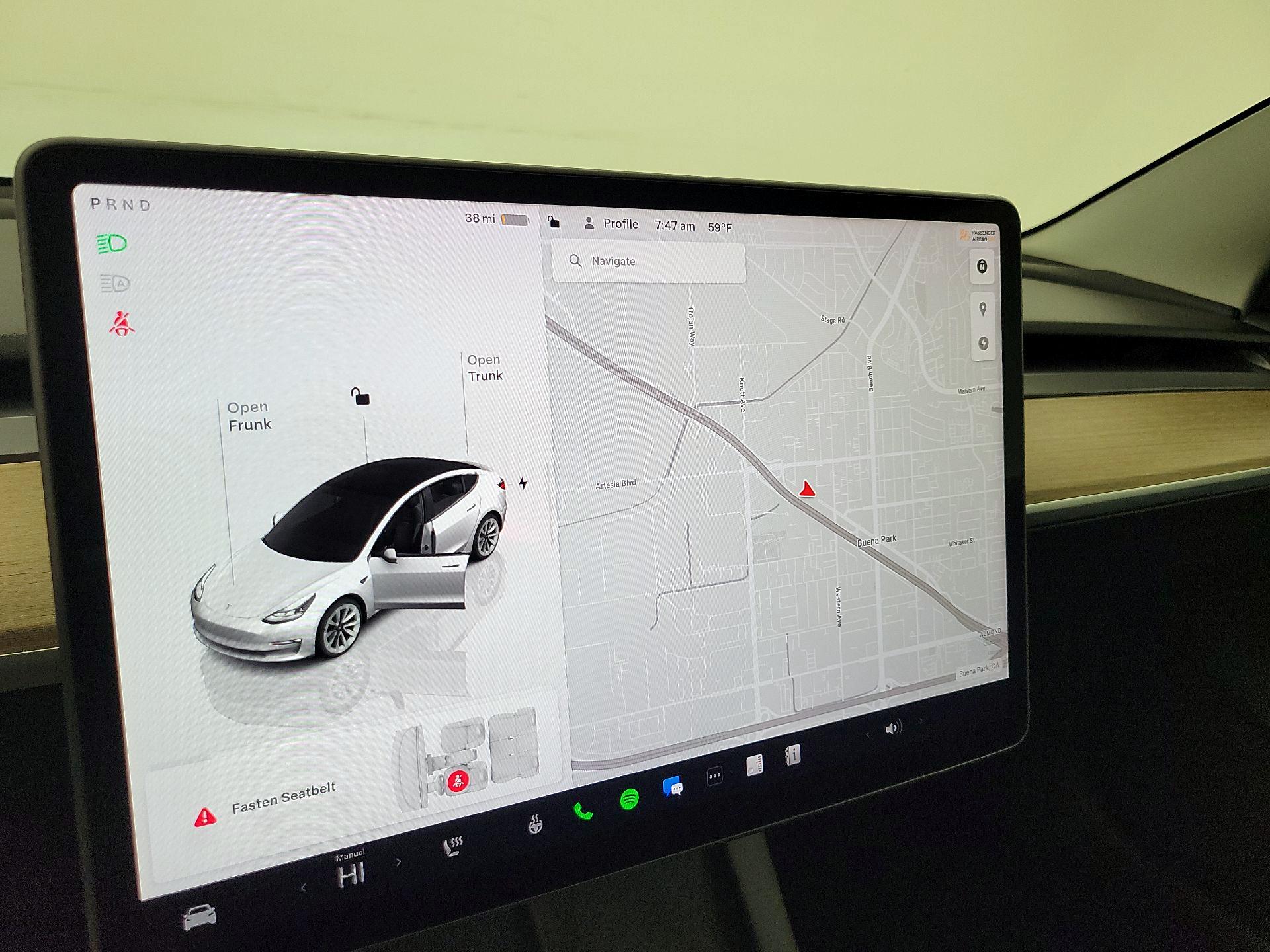 Thumbnail: 2022 Tesla Model 3 - 13