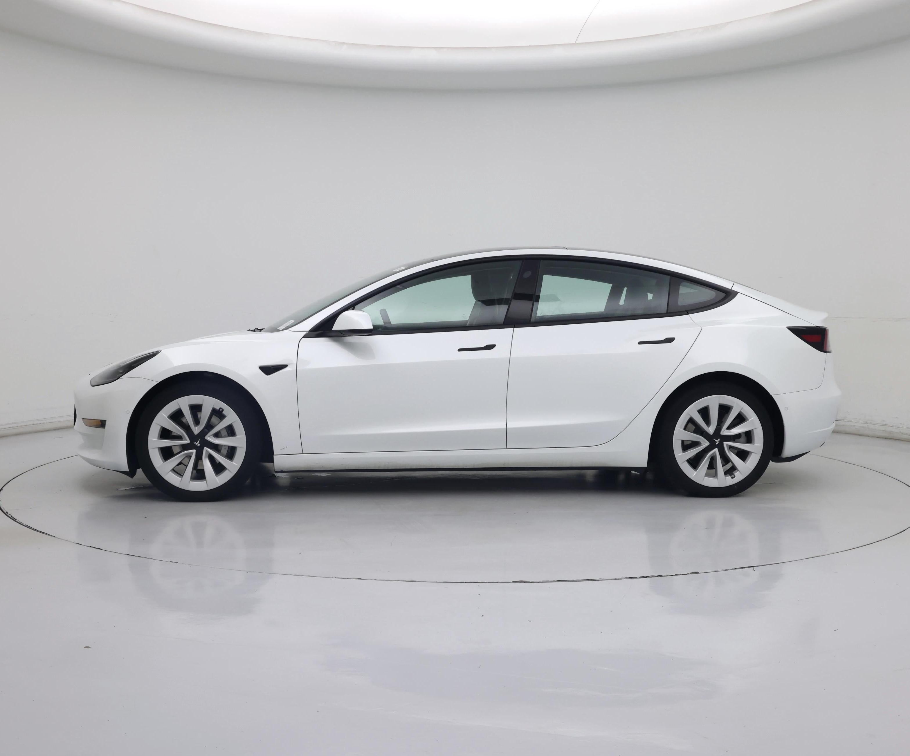Thumbnail: 2022 Tesla Model 3 - 3