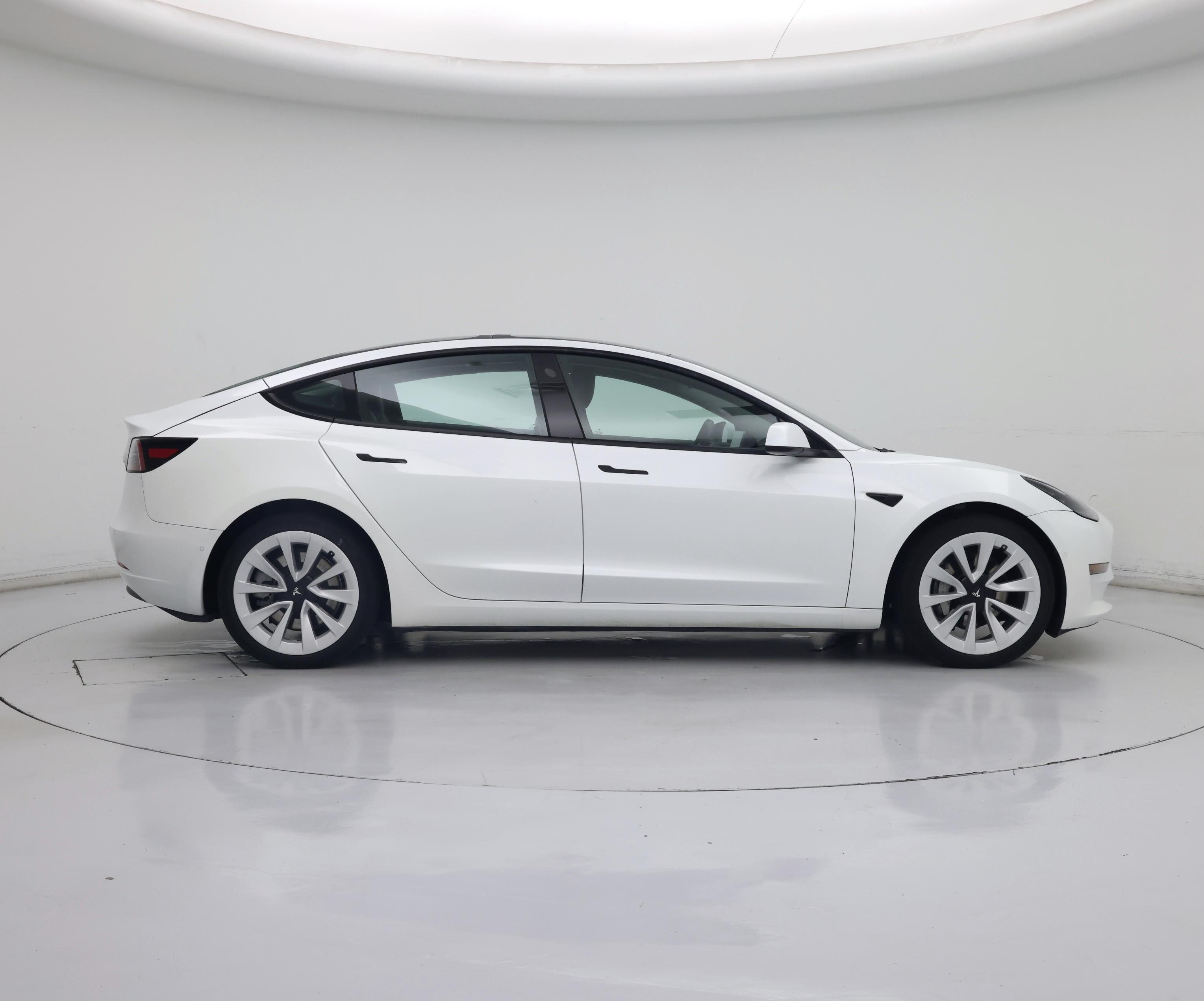 Thumbnail: 2022 Tesla Model 3 - 7