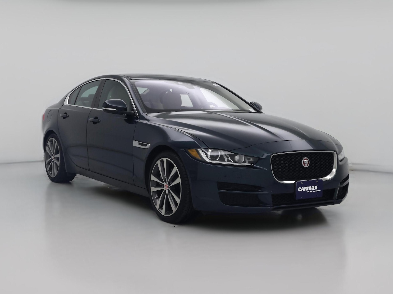 2017 Jaguar XE Prestige