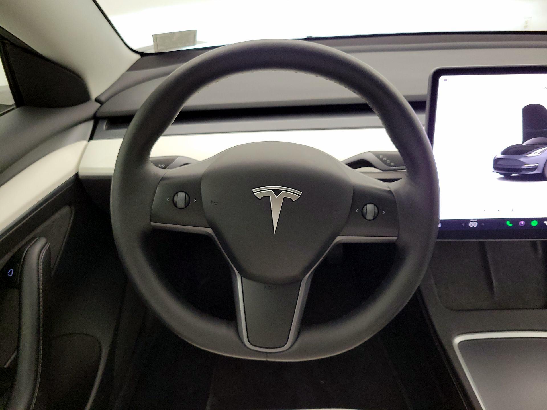 Thumbnail: 2022 Tesla Model 3 - 10