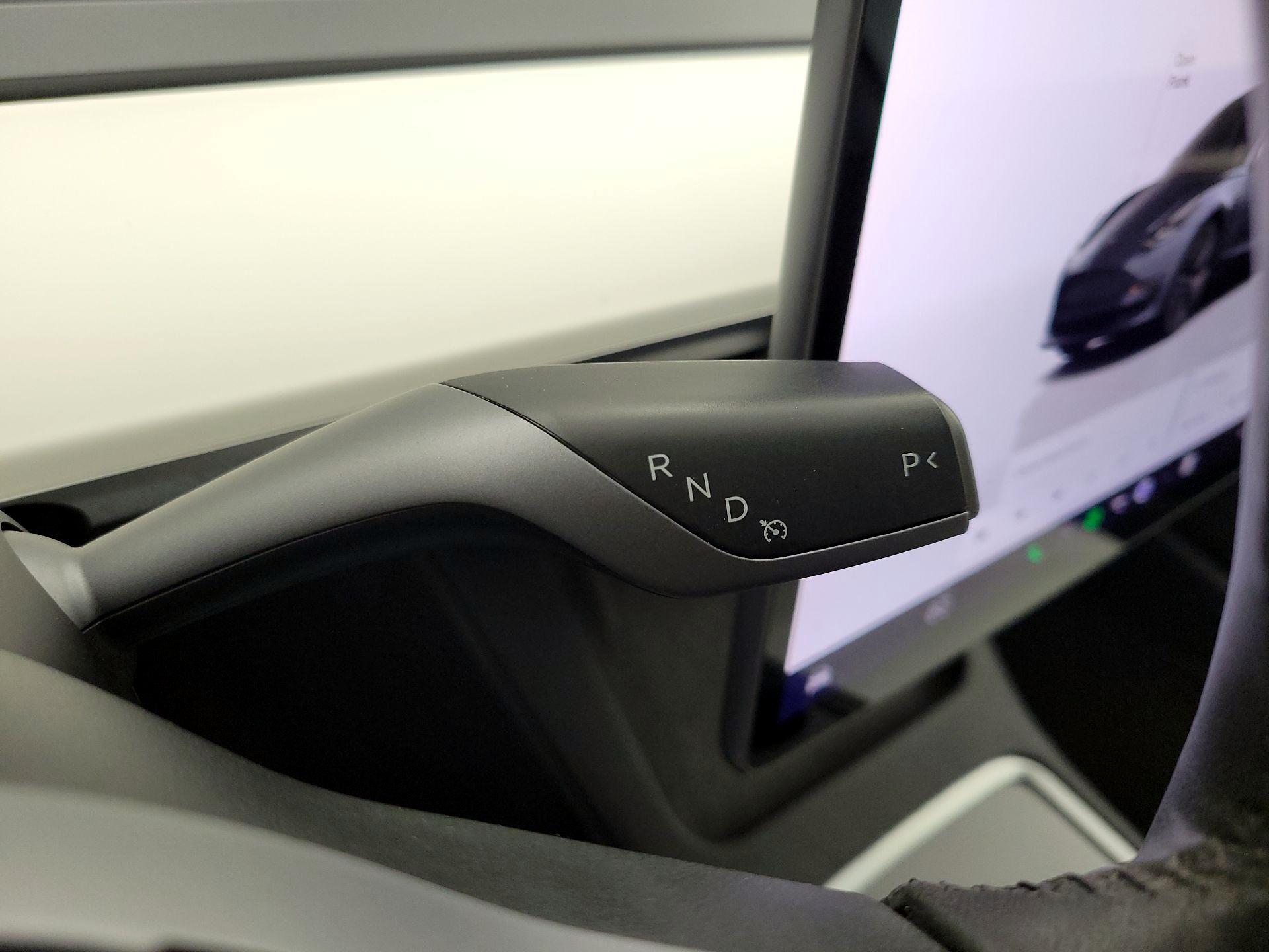 Thumbnail: 2022 Tesla Model 3 - 17