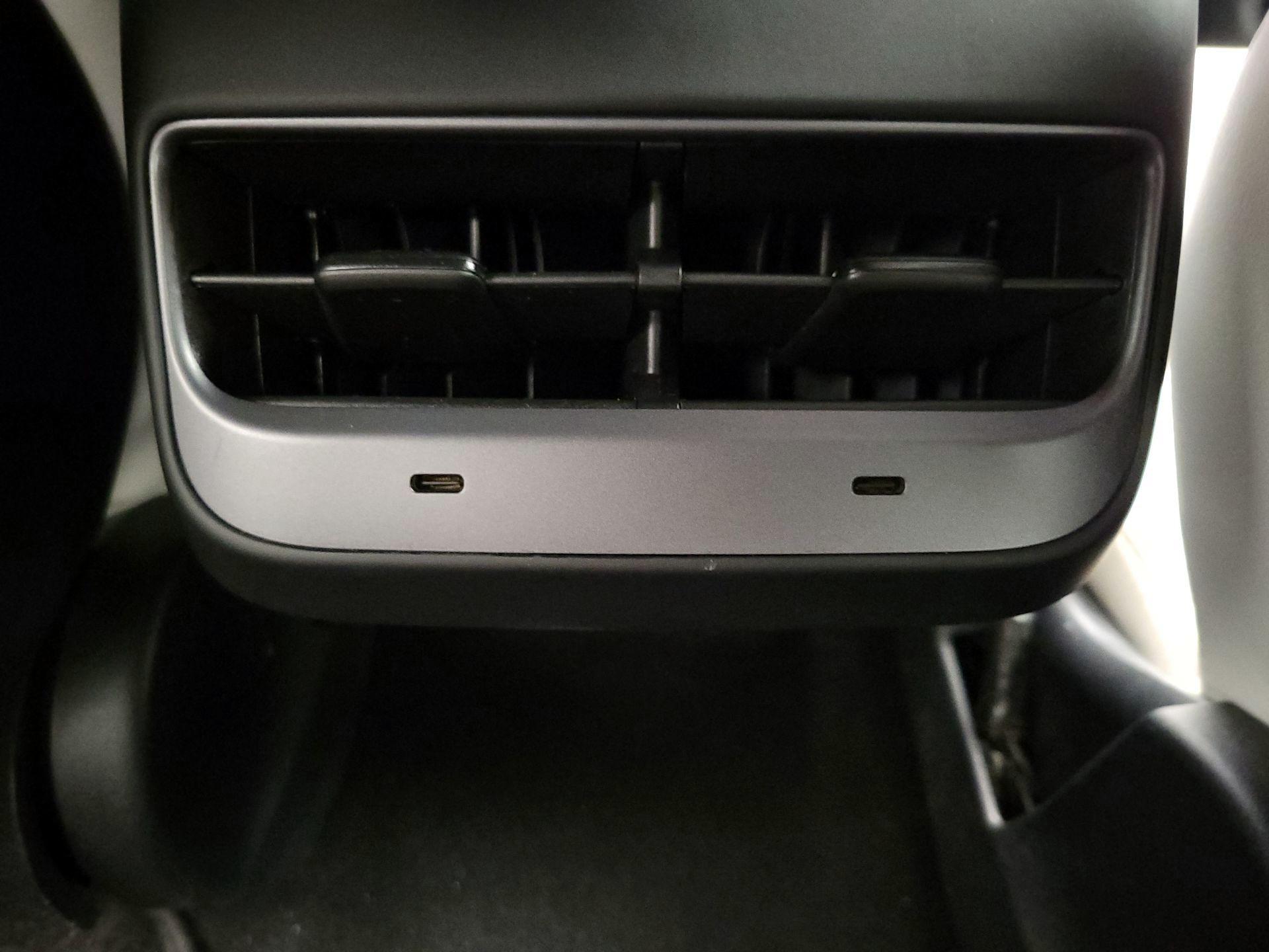 Thumbnail: 2022 Tesla Model 3 - 18