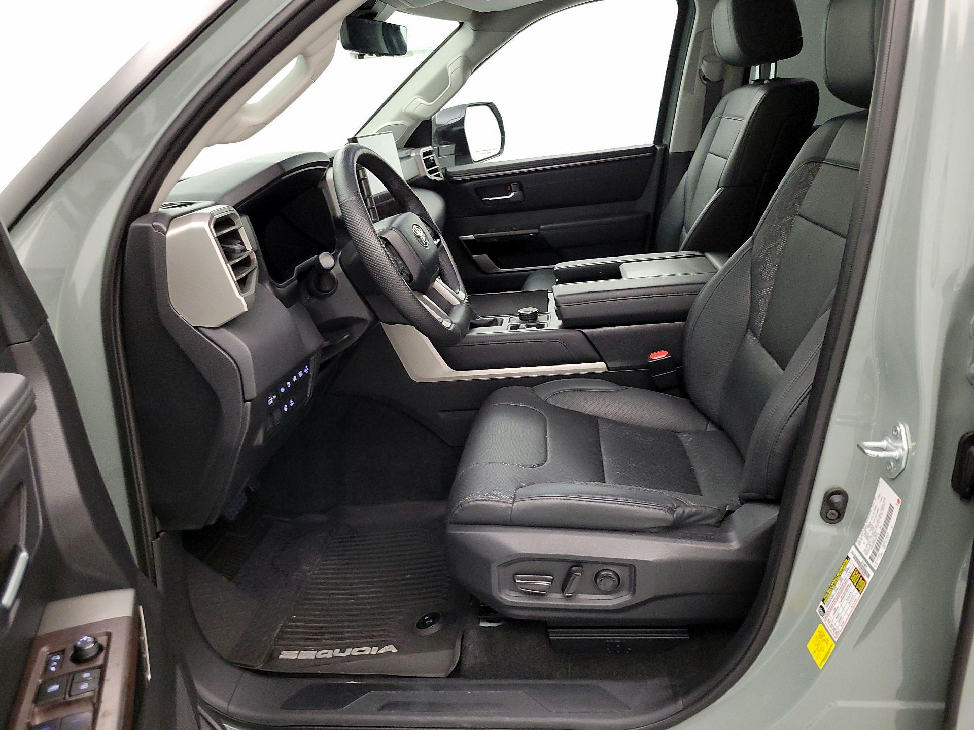 Thumbnail: 2024 Toyota Sequoia - 11